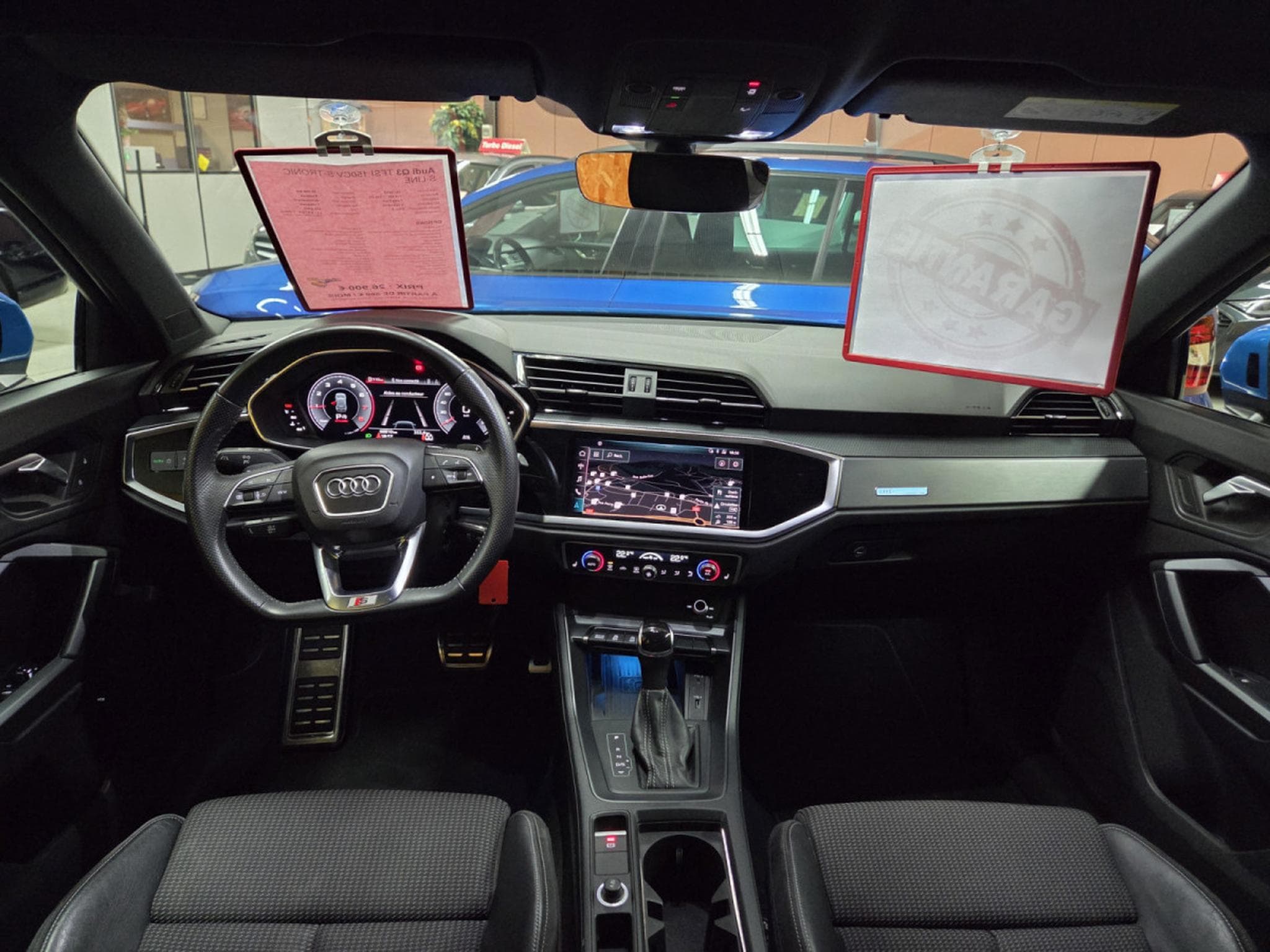 Audi Q3 TFSI 150CV S-TRONIC S-LINE (2018) - Photo 13