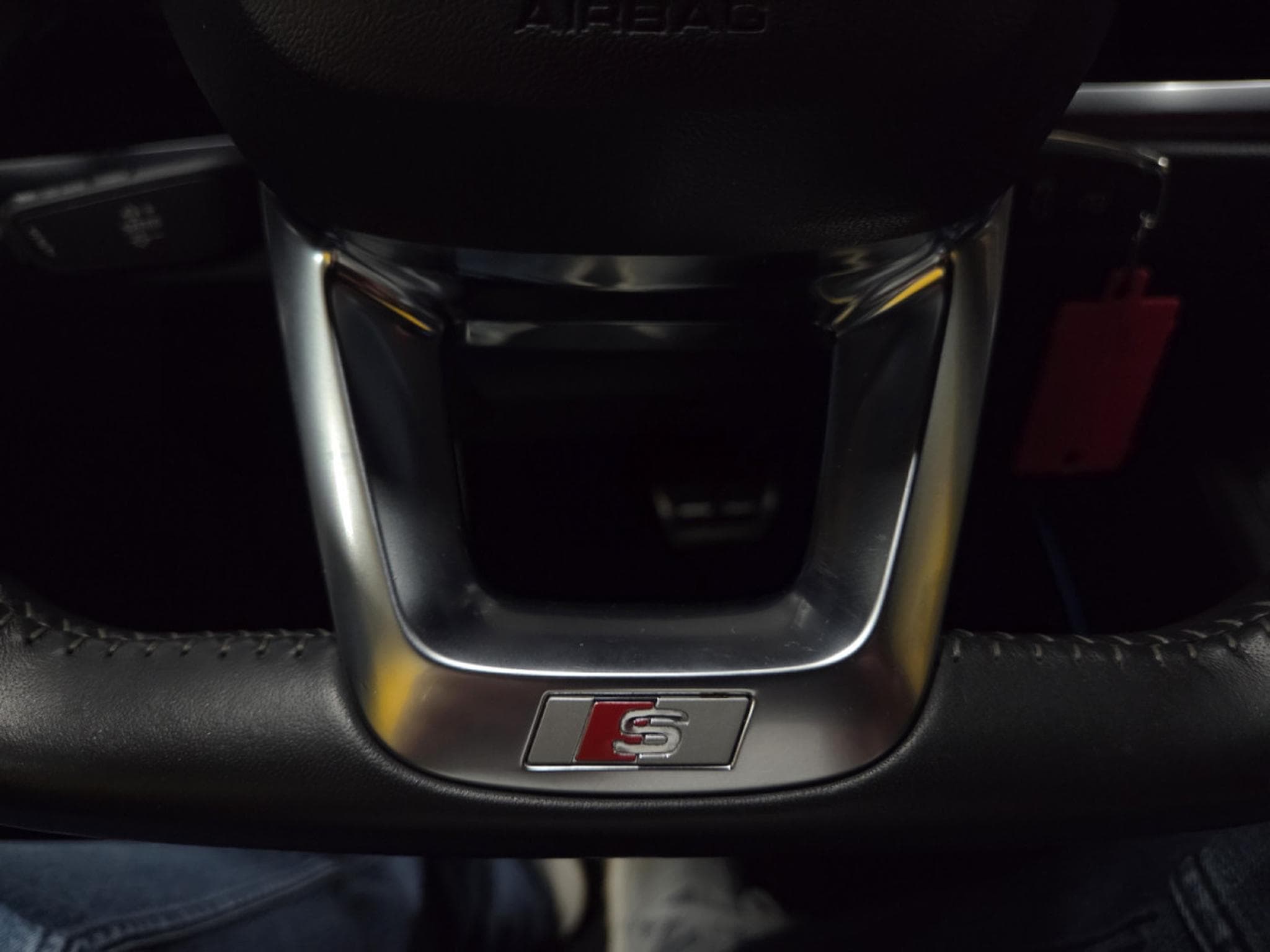 Audi Q3 TFSI 150CV S-TRONIC S-LINE (2018) - Photo 15