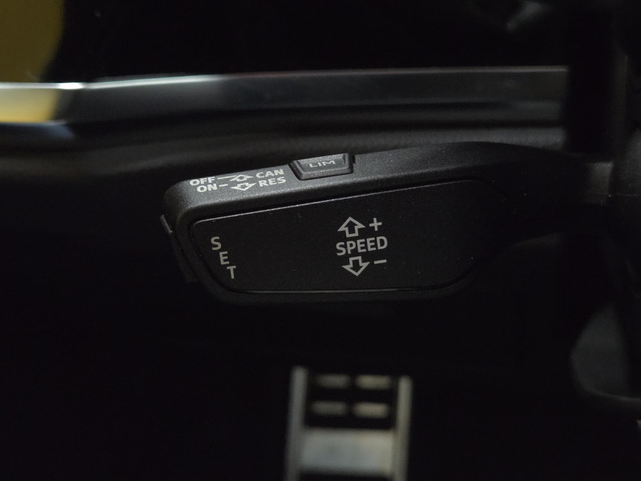 Audi Q3 TFSI 150CV S-TRONIC S-LINE (2018) - Photo 17