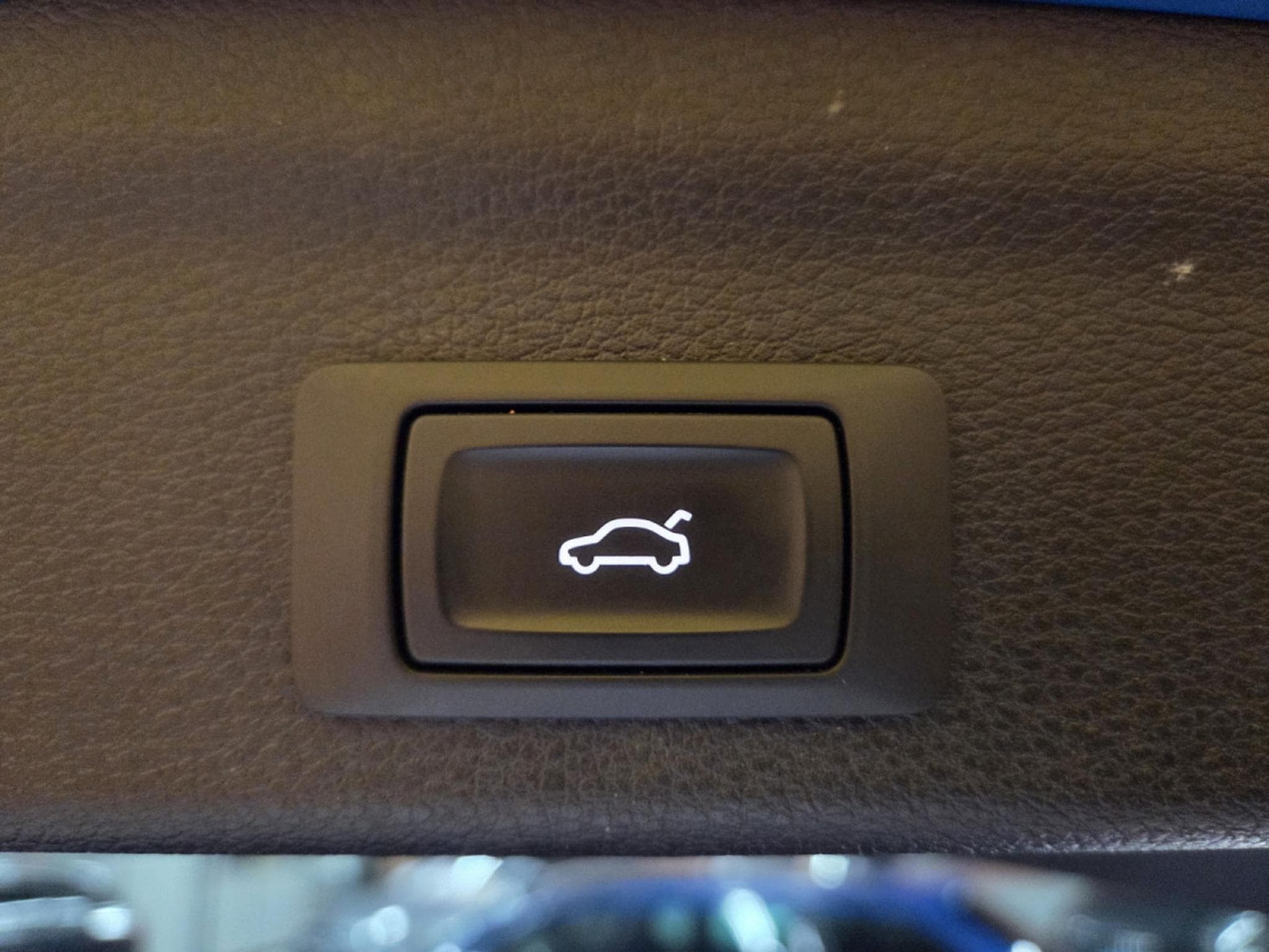 Audi Q3 TFSI 150CV S-TRONIC S-LINE (2018) - Photo 24