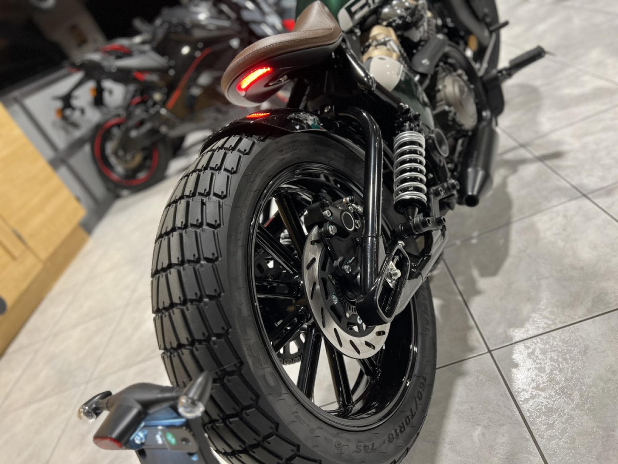 Benda Napoleon 250 (2026) - Foto 5