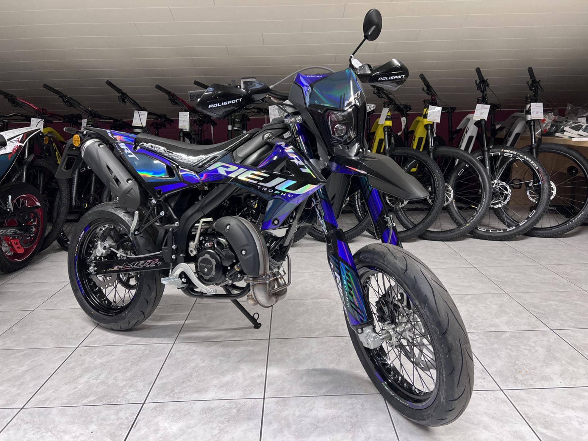 Rieju MRT 50 SM Trophy Mirage (2026) - Foto 6