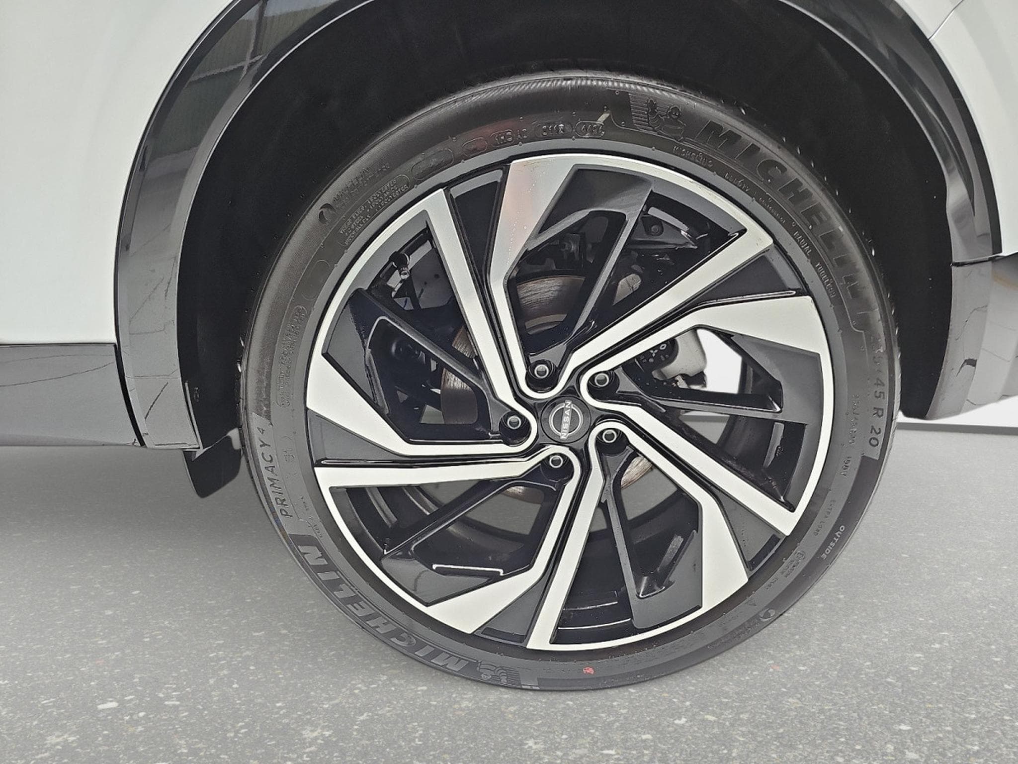 Nissan Qashqai 1.3 DIG-T MHEV 158 X-tronicTekna + (2025) - Photo 6