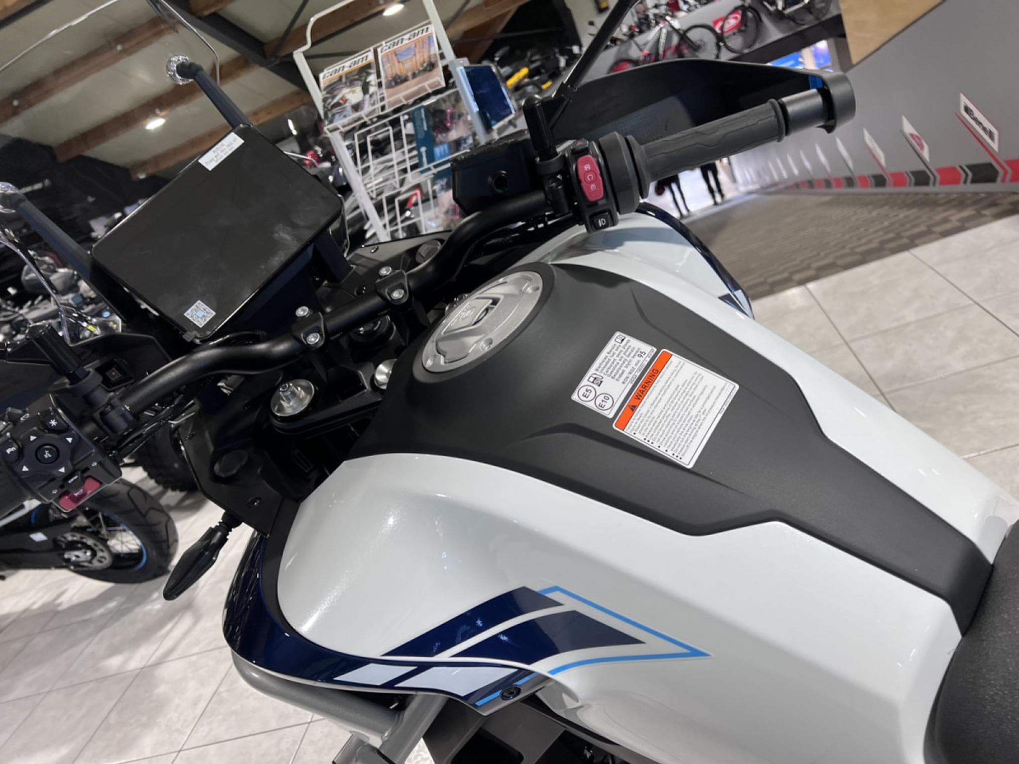 CF Moto MT EXPLORER (2025) - Photo 6