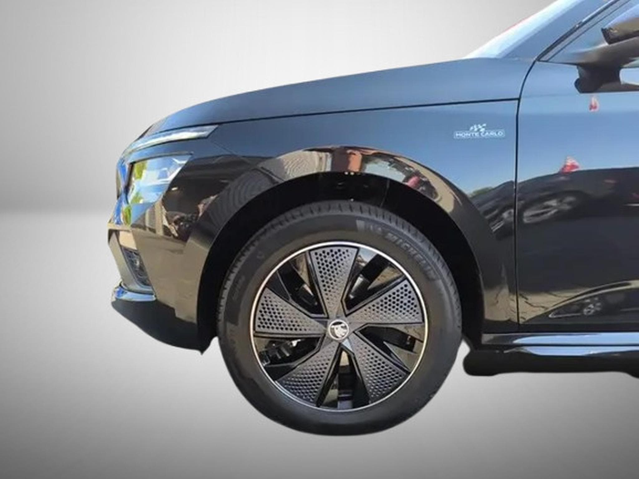 Skoda Kamiq 1.5 TSi 150 DSG Monte Carlo (2026) - Photo 7