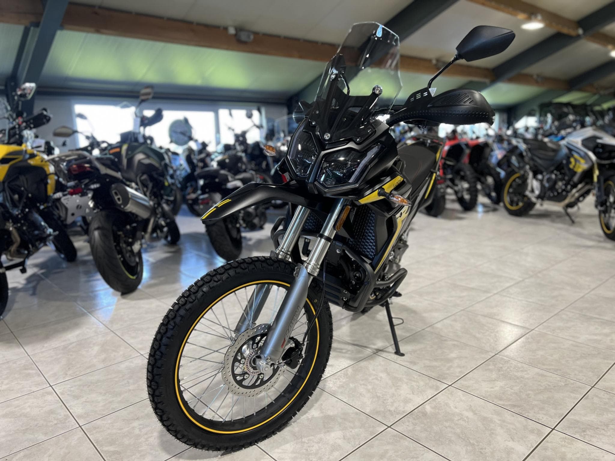 Voge 300 Rally (2026) - Foto 2