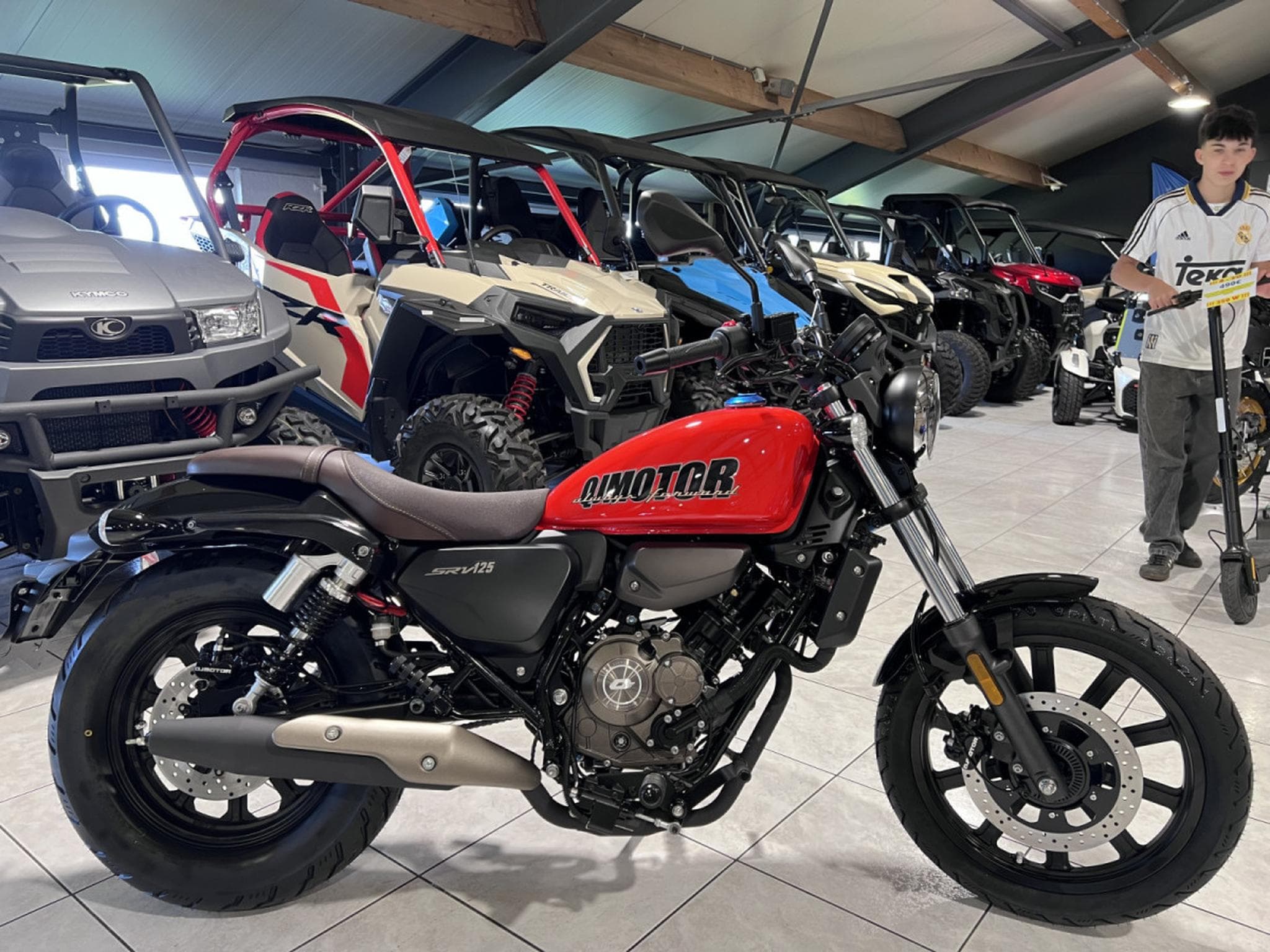 QJmotor SRV 125 (2026) - Photo 1