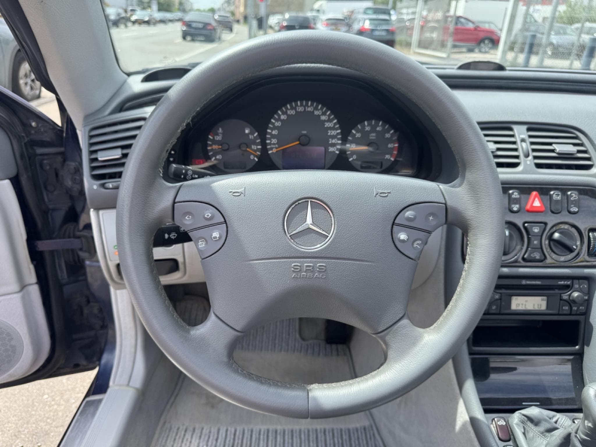 Mercedes CLK 230 Kompressor 193 Cabriolet Avantgarde 1ère Main (2000) - Foto 17