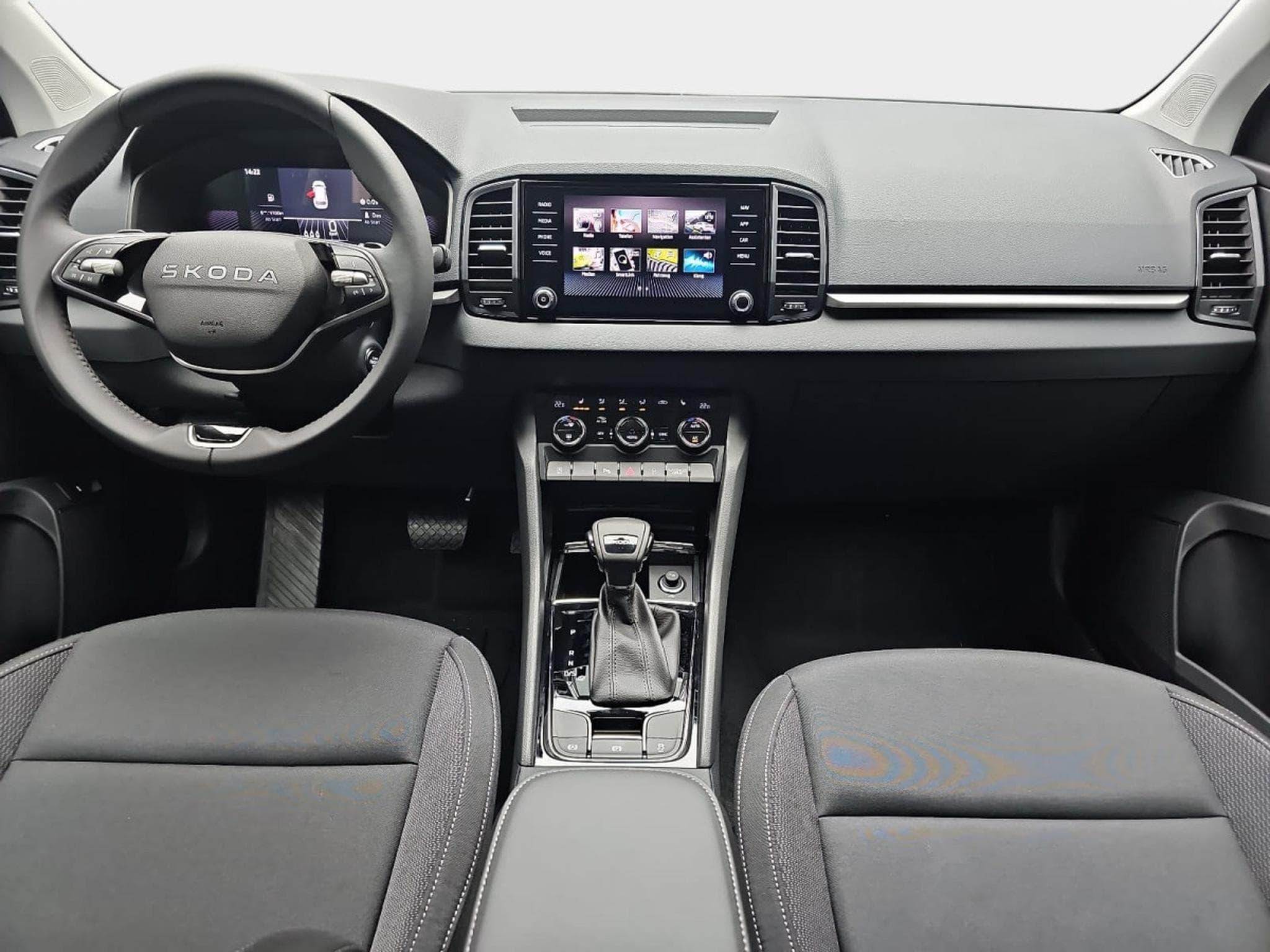 Skoda Karoq 1.5 TSi DSG 150 130 Anniversary (2026) - Photo 7