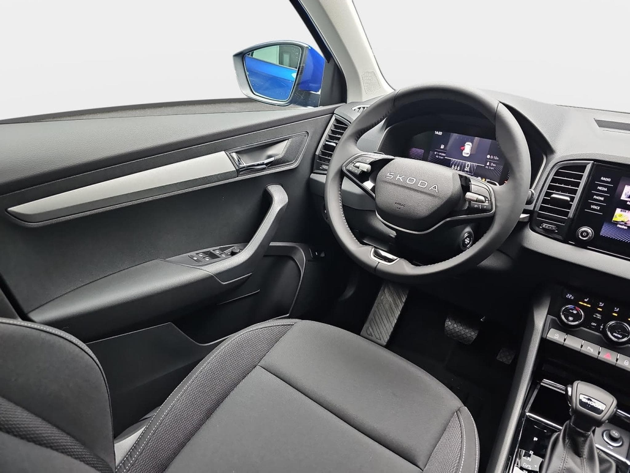 Skoda Karoq 1.5 TSi DSG 150 130 Anniversary (2026) - Photo 8