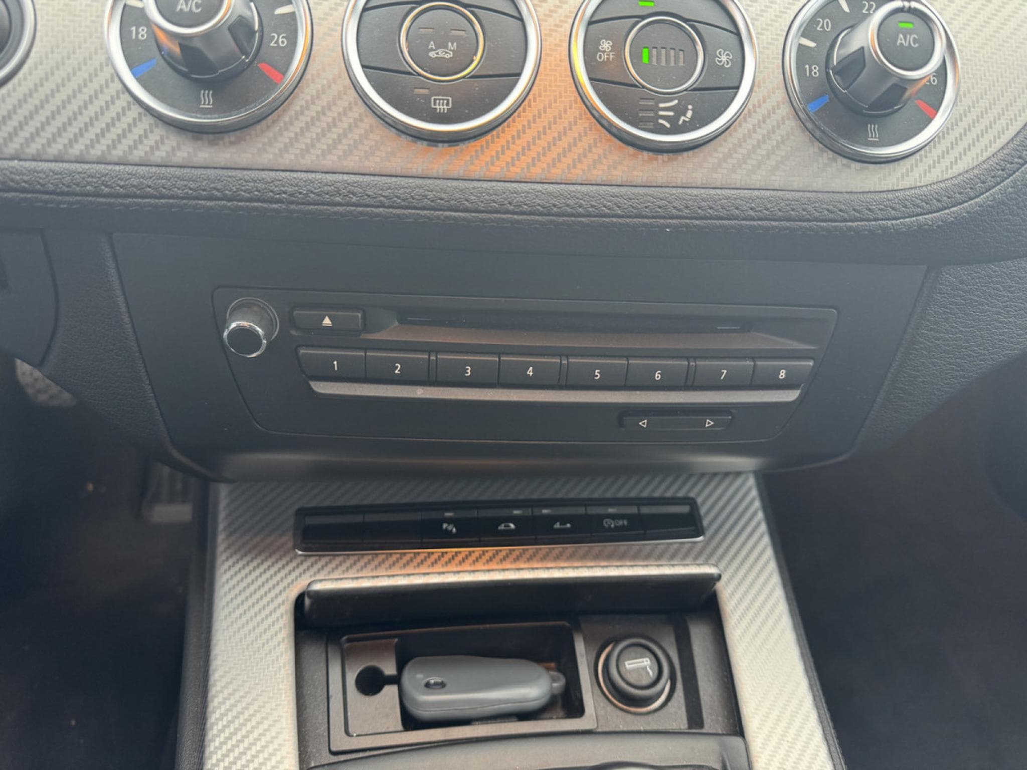 BMW Z4 2.0 S-DRIVE 184 PACK M (2016) - Photo 17