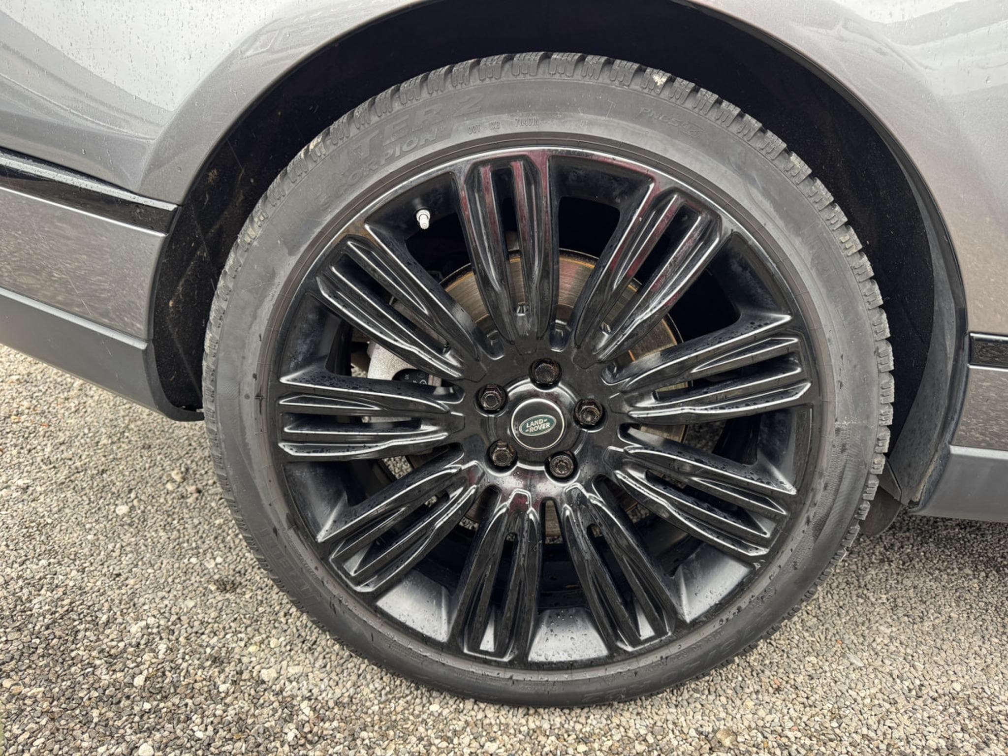 Land-Rover Range Rover 4.4 SDV8 340 Autobiography (2018) - Photo 11