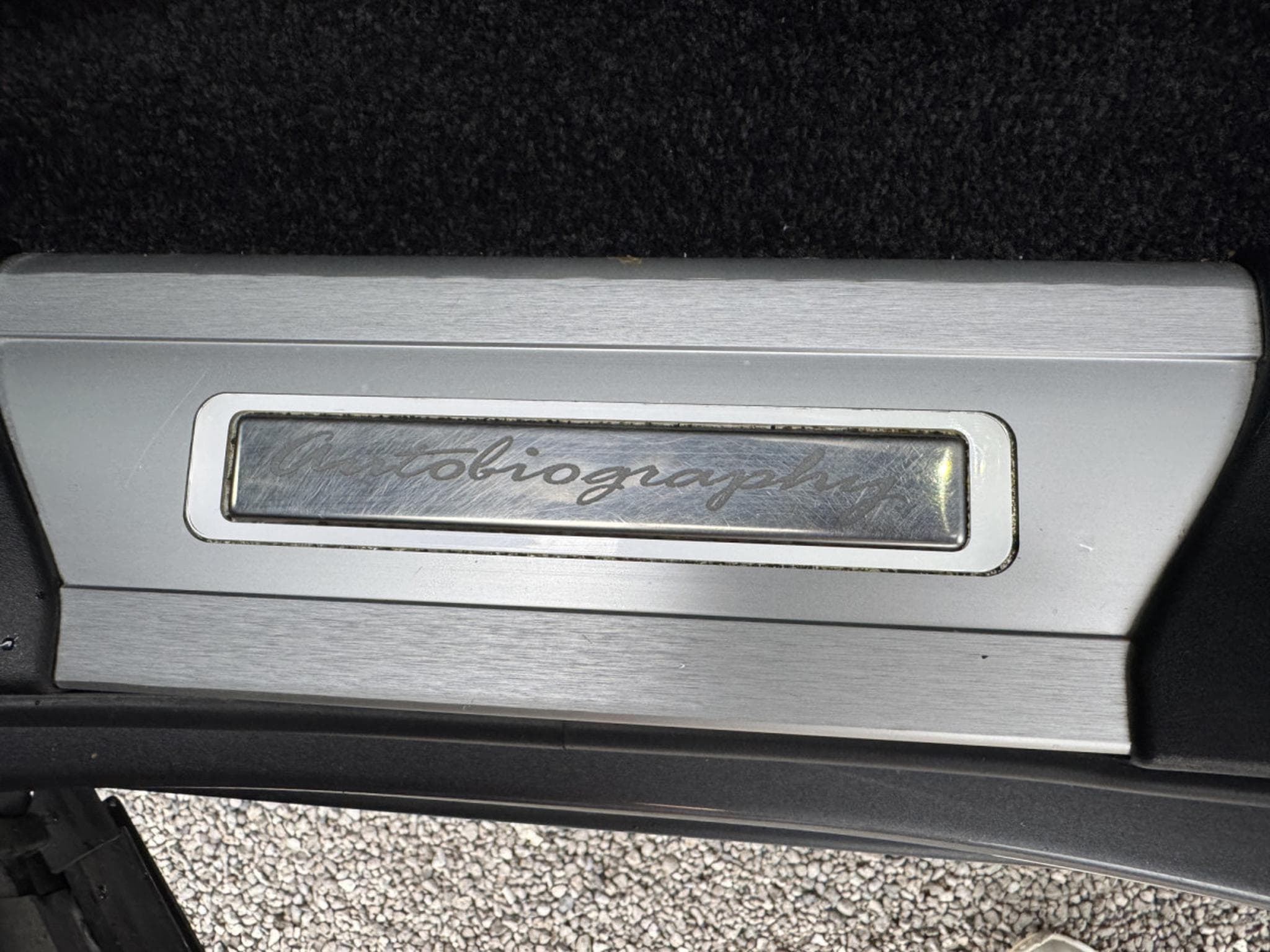 Land-Rover Range Rover 4.4 SDV8 340 Autobiography (2018) - Photo 19