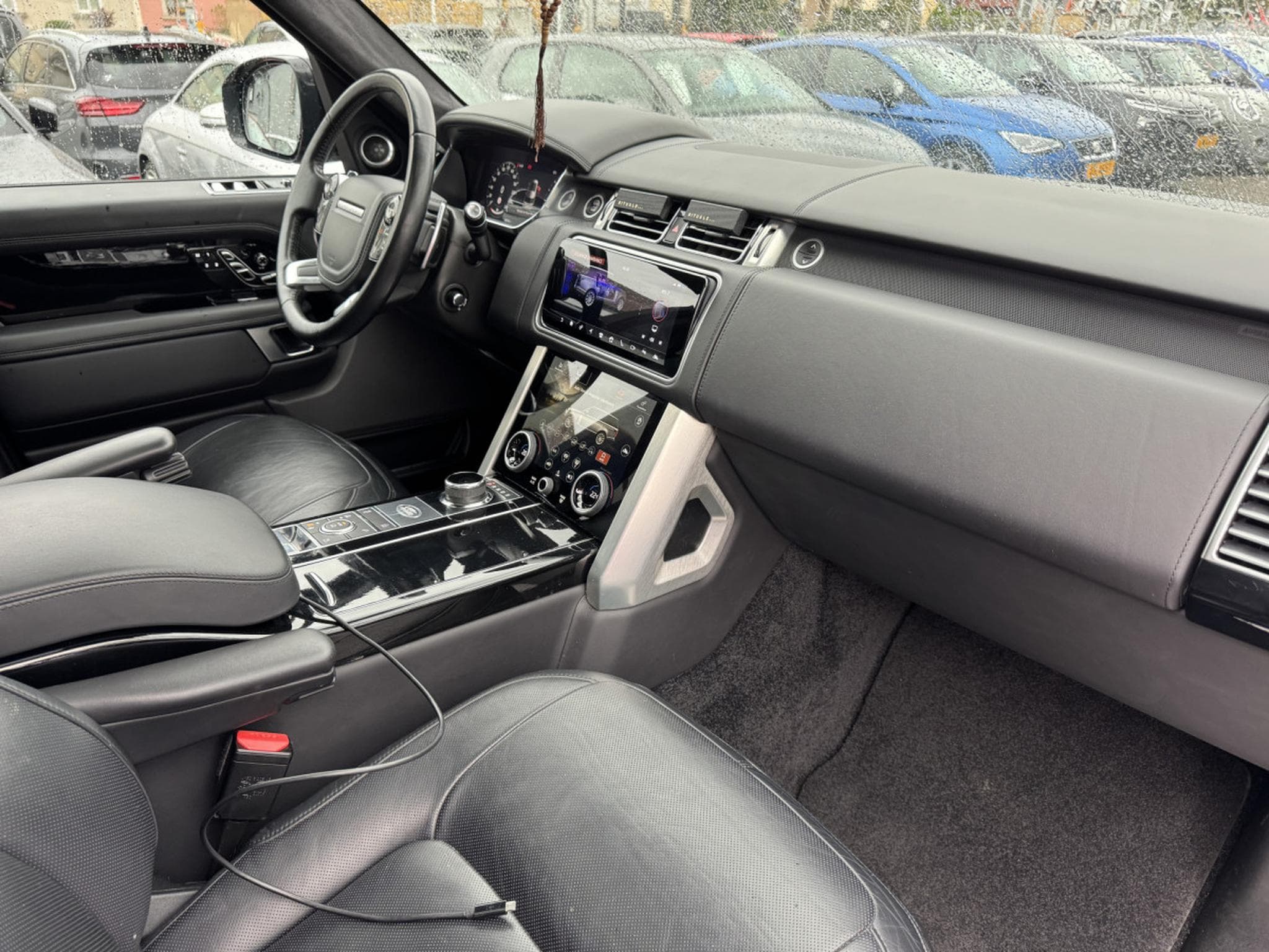 Land-Rover Range Rover 4.4 SDV8 340 Autobiography (2018) - Photo 3