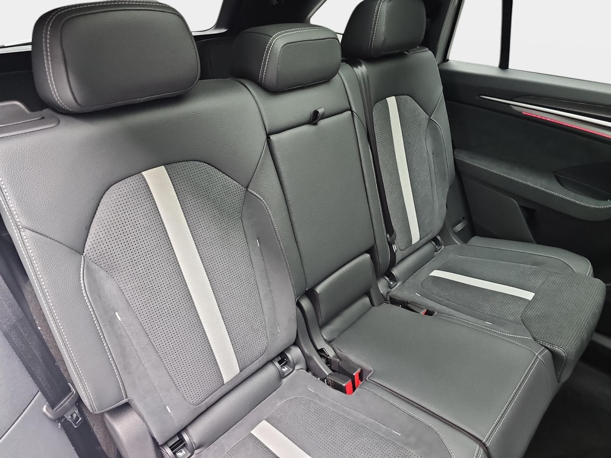 Skoda Kodiaq 1.5 TSi DSG 150 Sportline (2026) - Photo 14