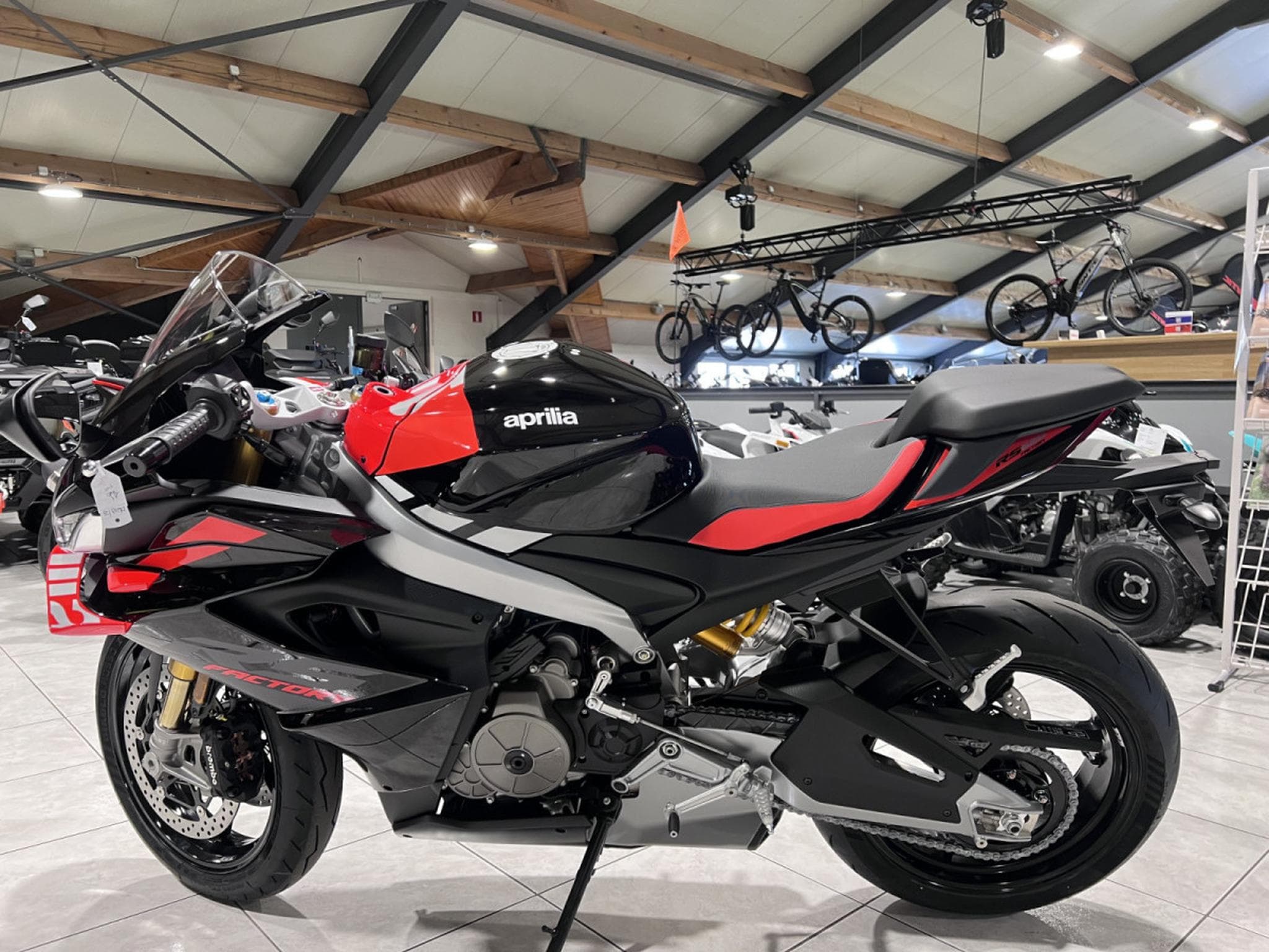 Aprilia RS FACTORY aussi en 35 KW (2026) - Photo 4
