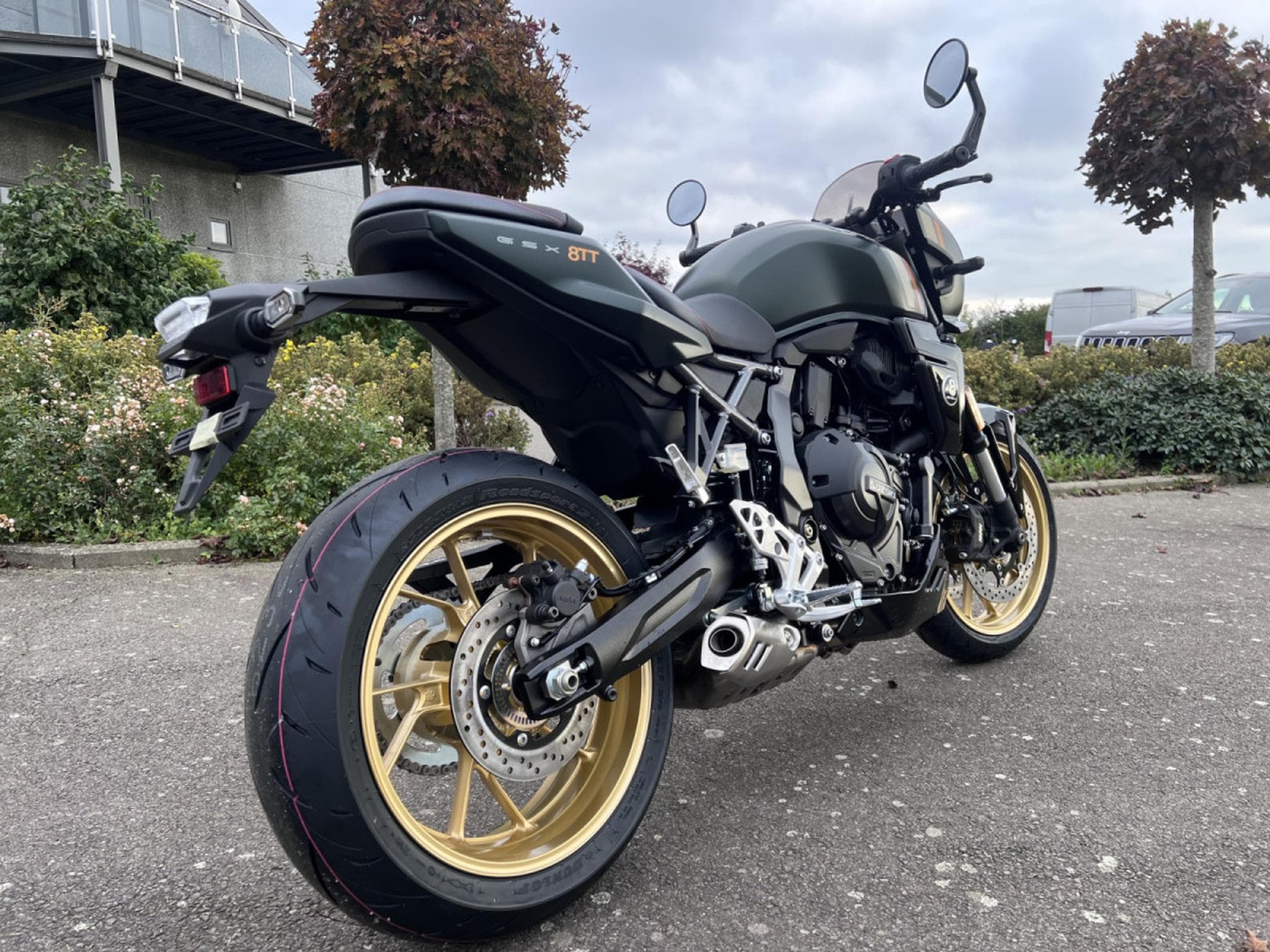 Suzuki GSX-8TT (2026) - Foto 3