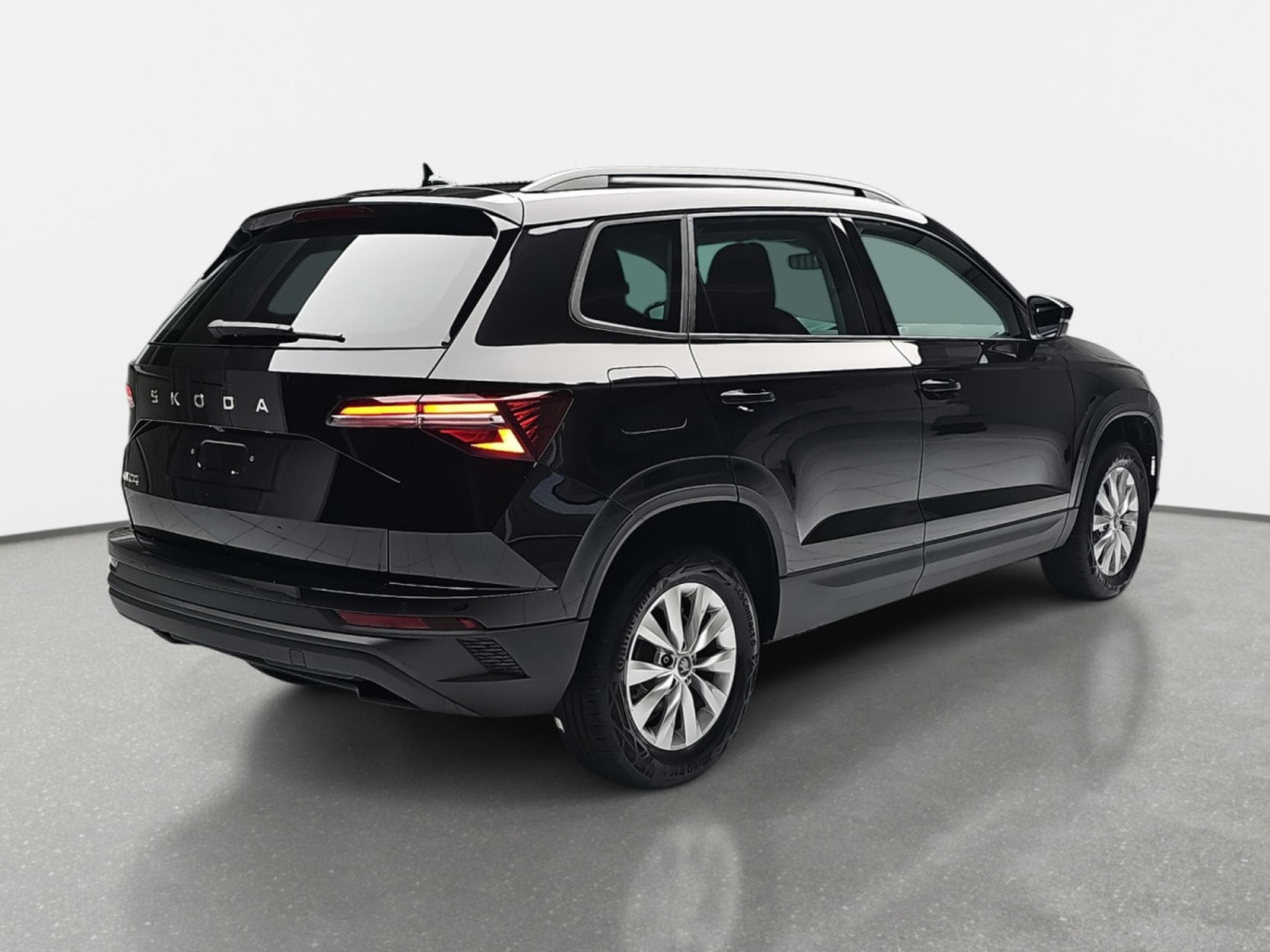 Skoda Karoq 1.5 TSi DSG 150 130 Anniversary (2026) - Photo 3