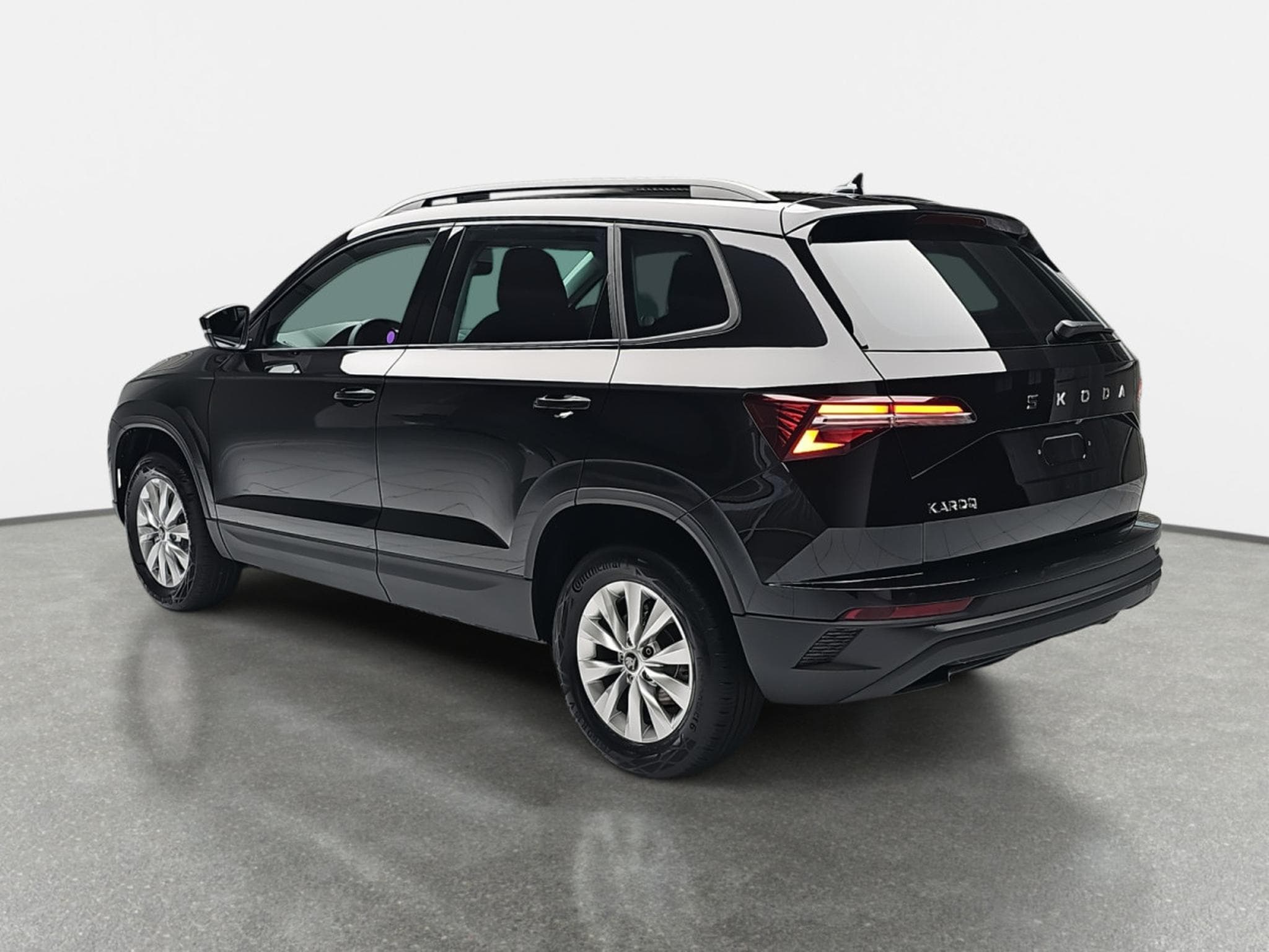 Skoda Karoq 1.5 TSi DSG 150 130 Anniversary (2026) - Photo 4