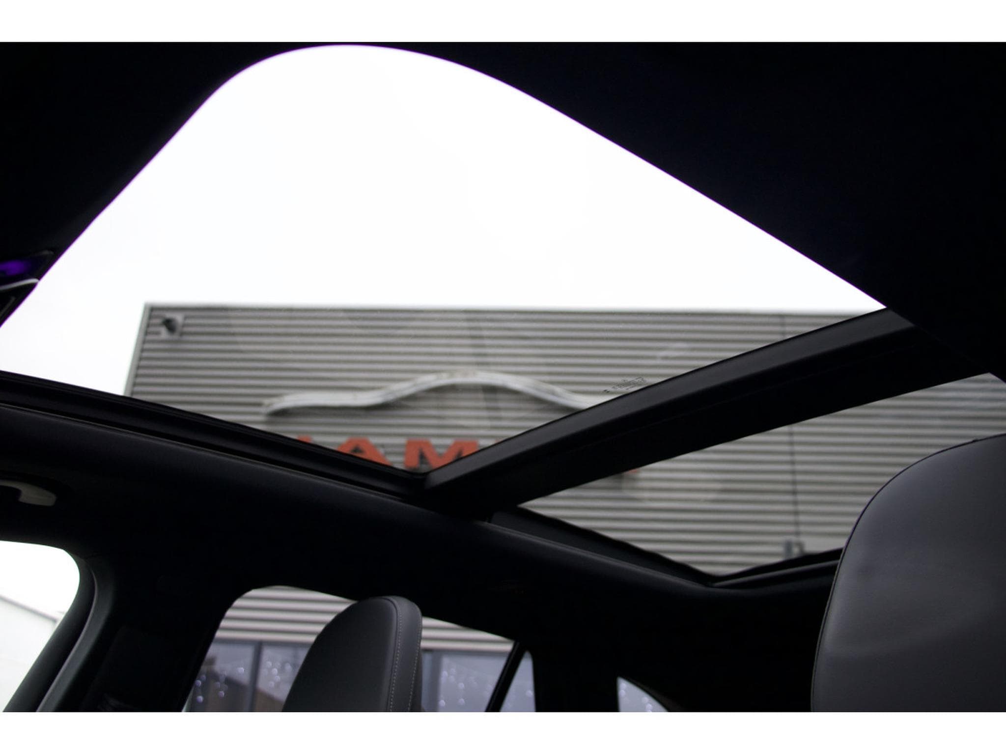 Mercedes GLC 300 e 4M AMG Premium DISTRO Pano 360 Burmester (2023) - Photo 14