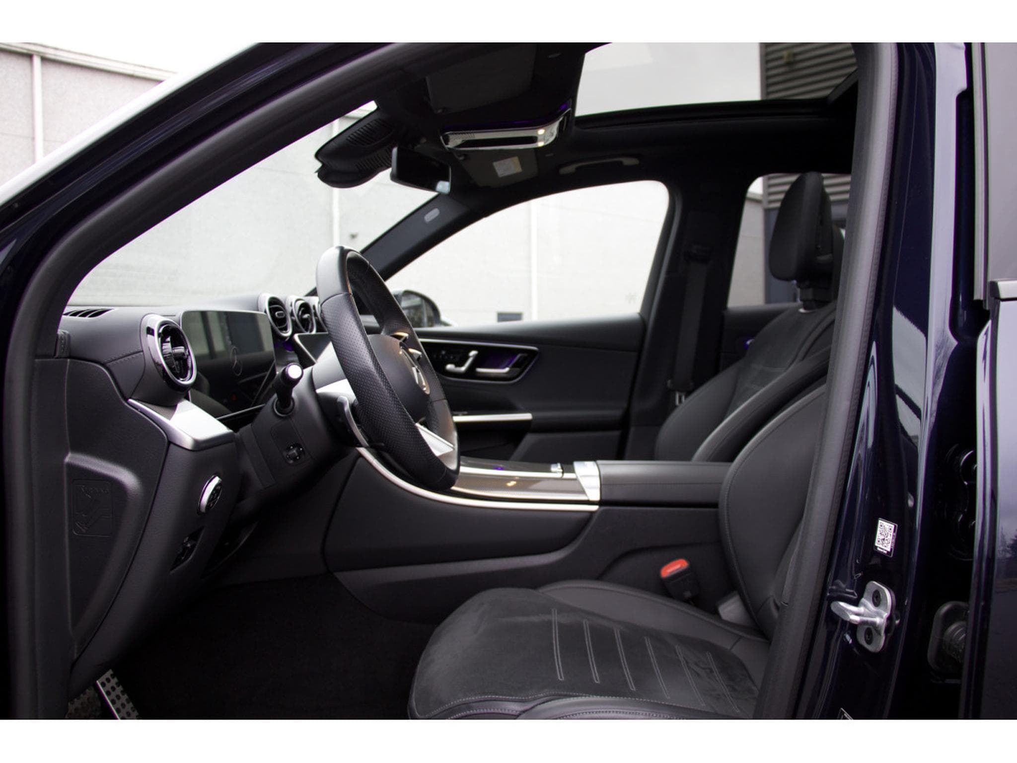 Mercedes GLC 300 e 4M AMG Premium DISTRO Pano 360 Burmester (2023) - Photo 5