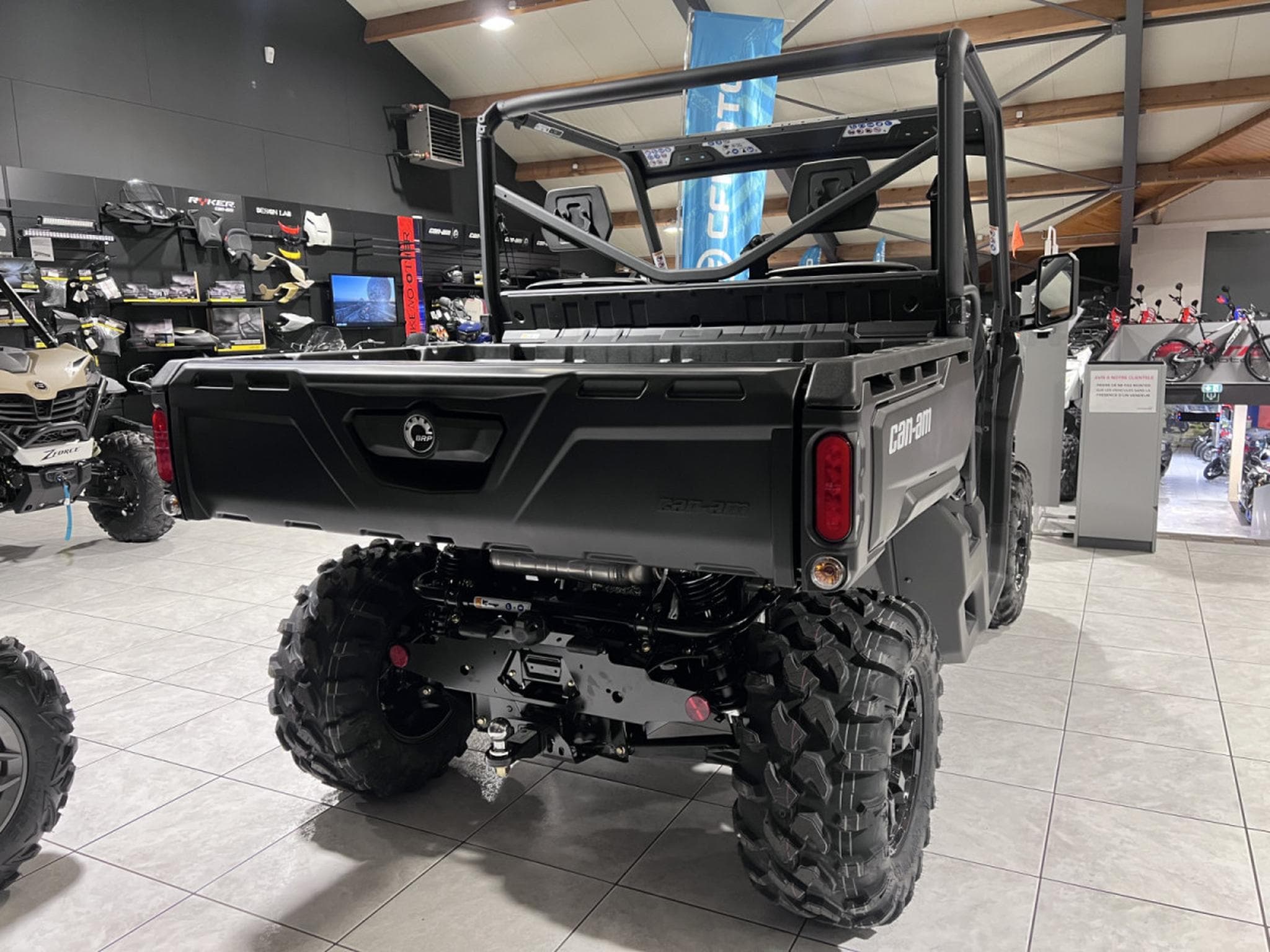 BRP Can-Am Traxter XU 62 HD7 VT TR 25 DPS  60 km/h (2026) - Photo 3