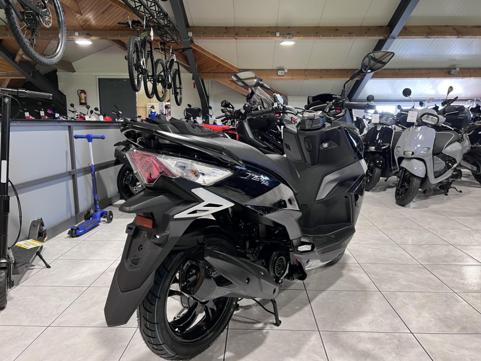 SYM Jet 14 50 Classe B 45 Km/h (2026) - Foto 3