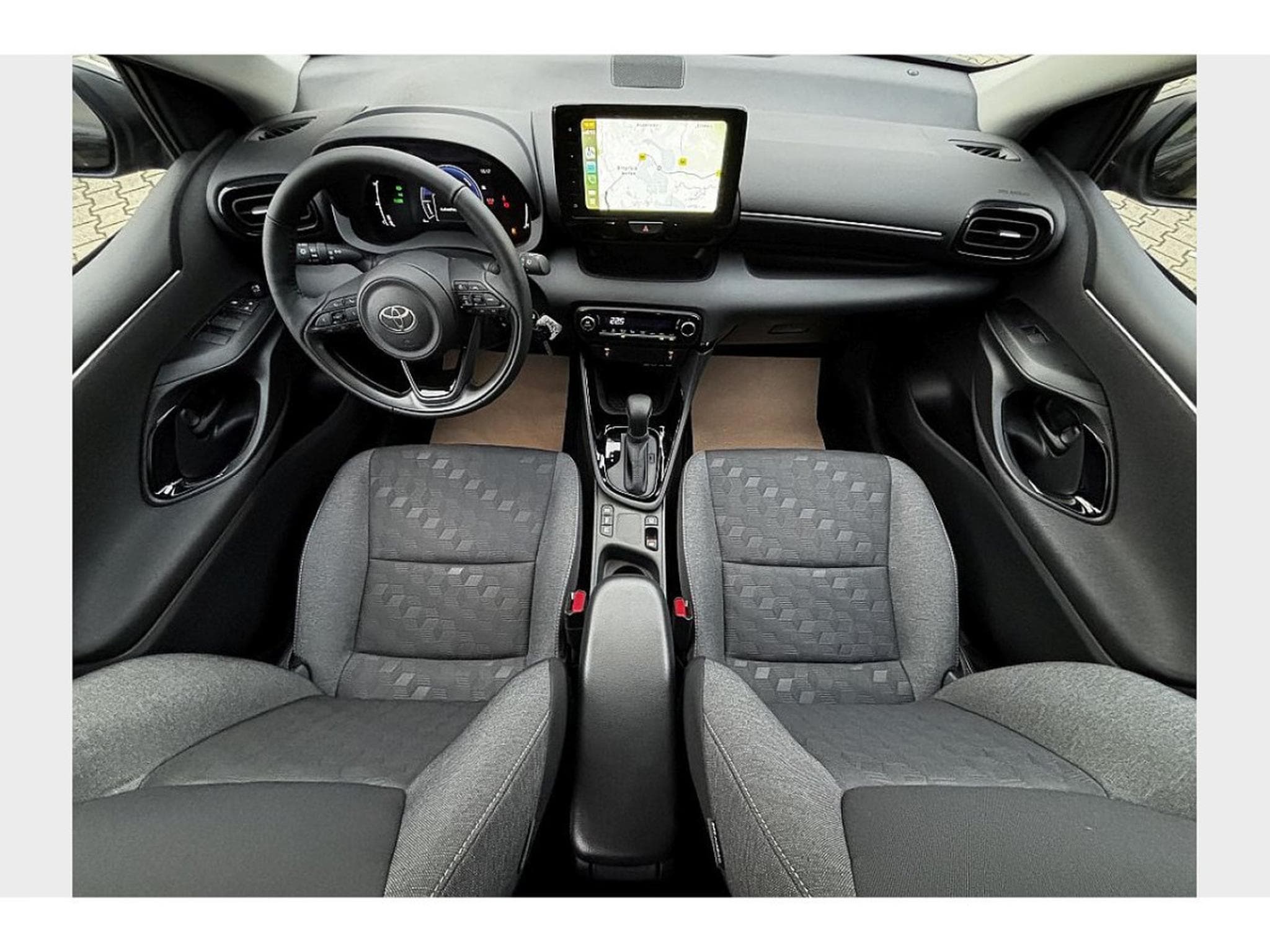 Toyota Yaris 1.5 VVT-i  116 Hybride Teamplayer (2025) - Photo 13