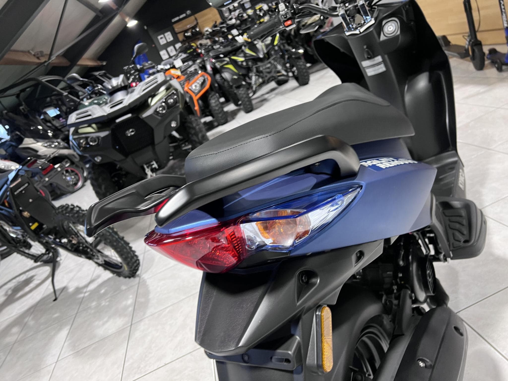 Kymco Agility RENOUVO CLASSE B 4T 45KM/H (2024) - Photo 5