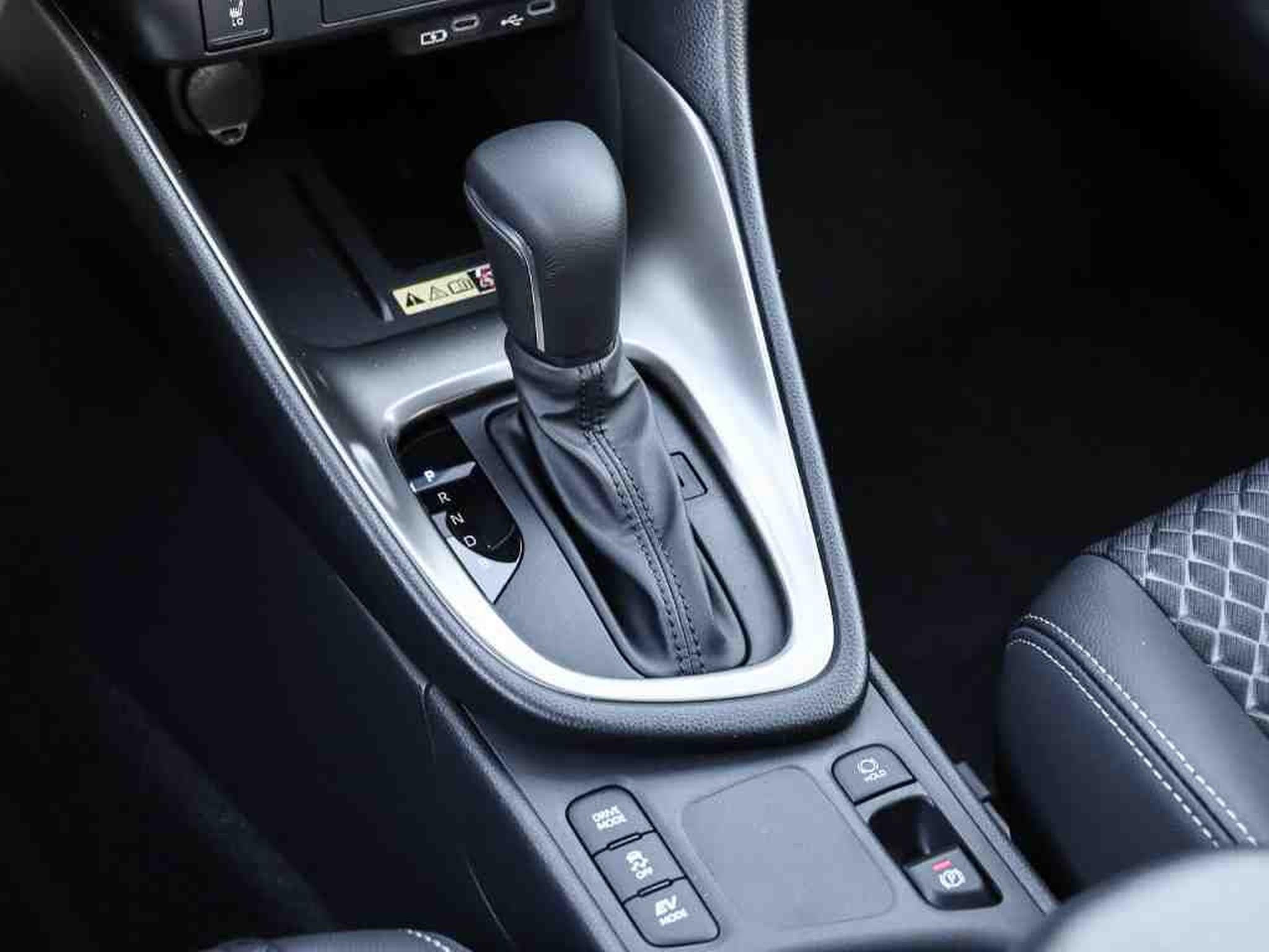 Mazda 2 1.5 VVT-i  116 Hybride Homura (2025) - Photo 10