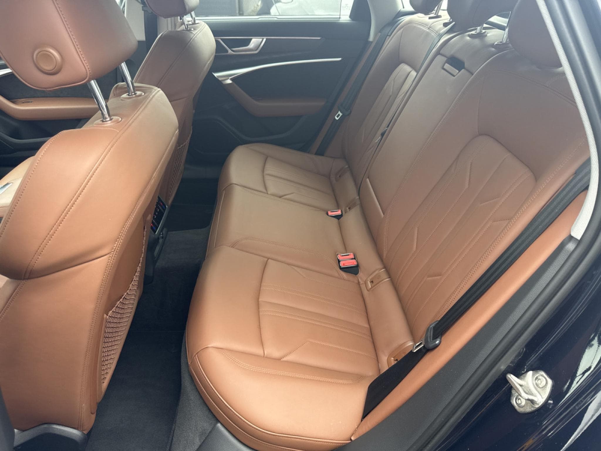 Audi A6 45 TFSI QUATTRO AUTO (2019) - Photo 20