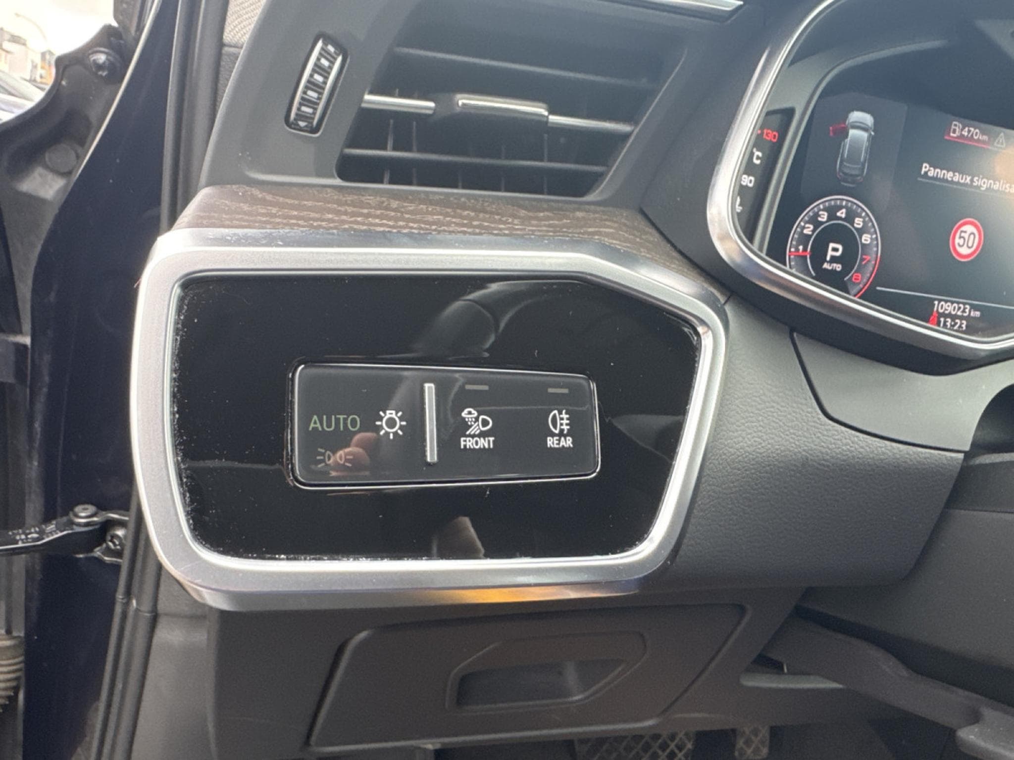 Audi A6 45 TFSI QUATTRO AUTO (2019) - Photo 24