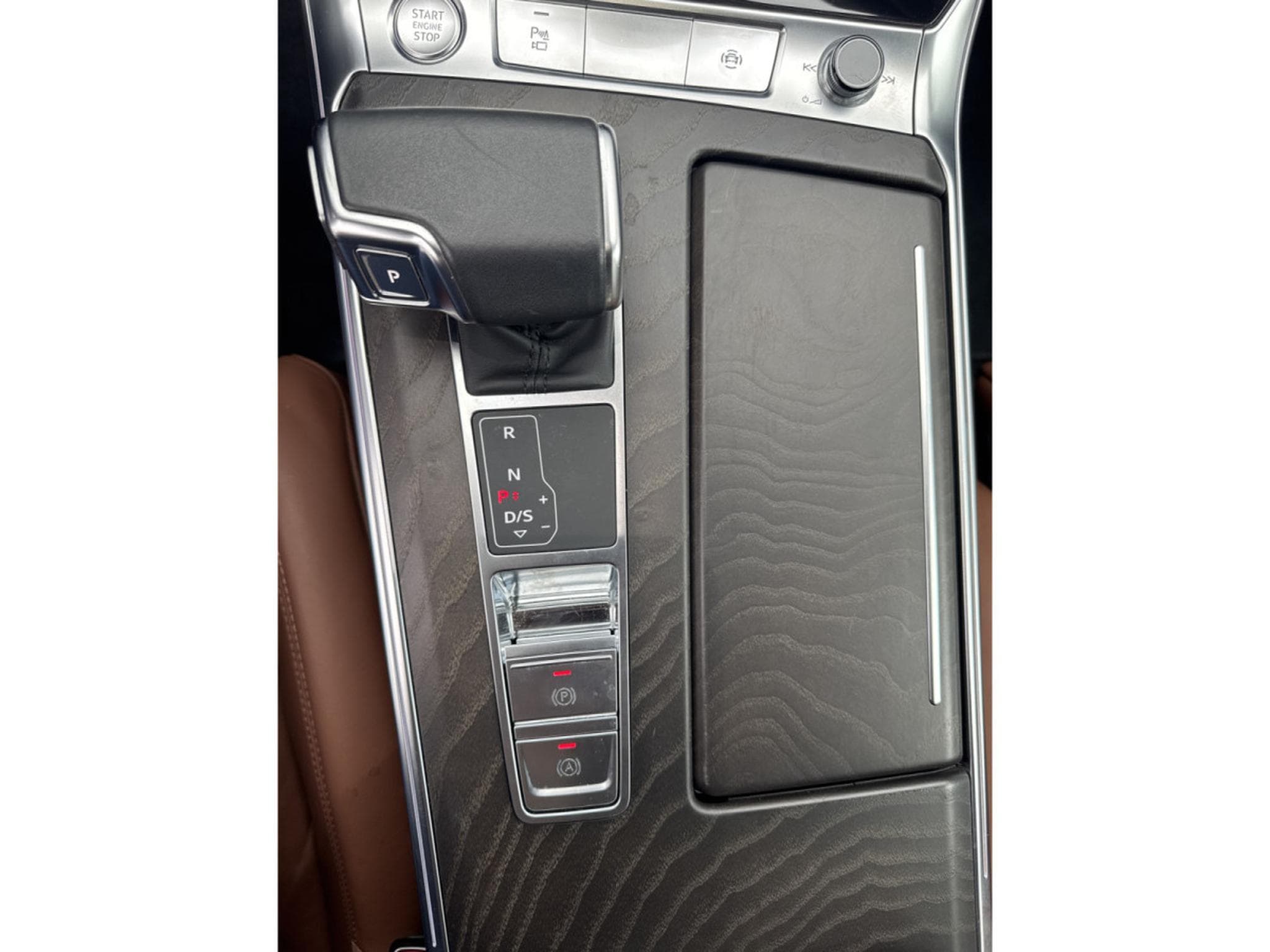 Audi A6 45 TFSI QUATTRO AUTO (2019) - Photo 9