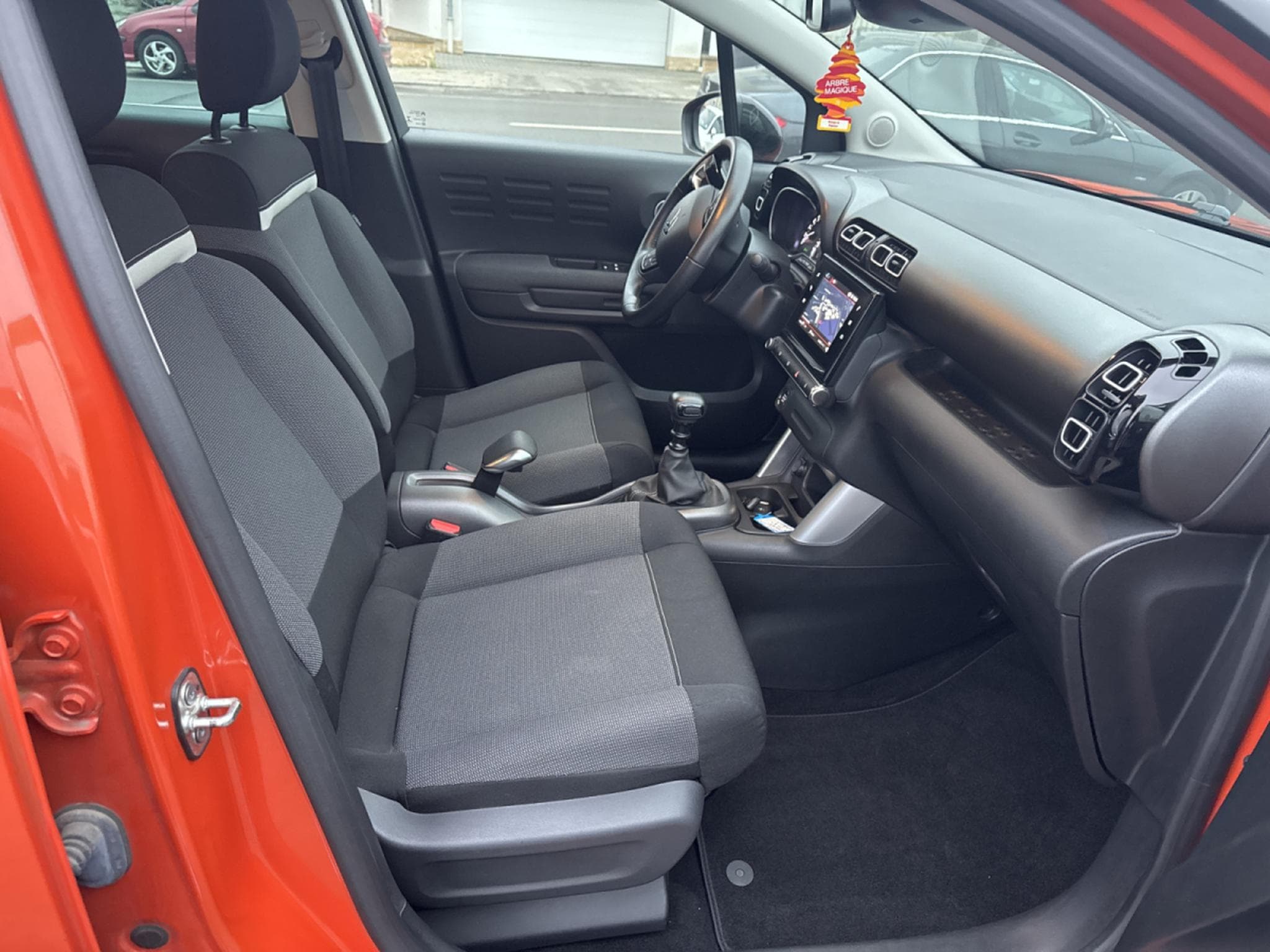 Citroën C3 Aircross 1.2 FEEL 110CV (2020) - Photo 11