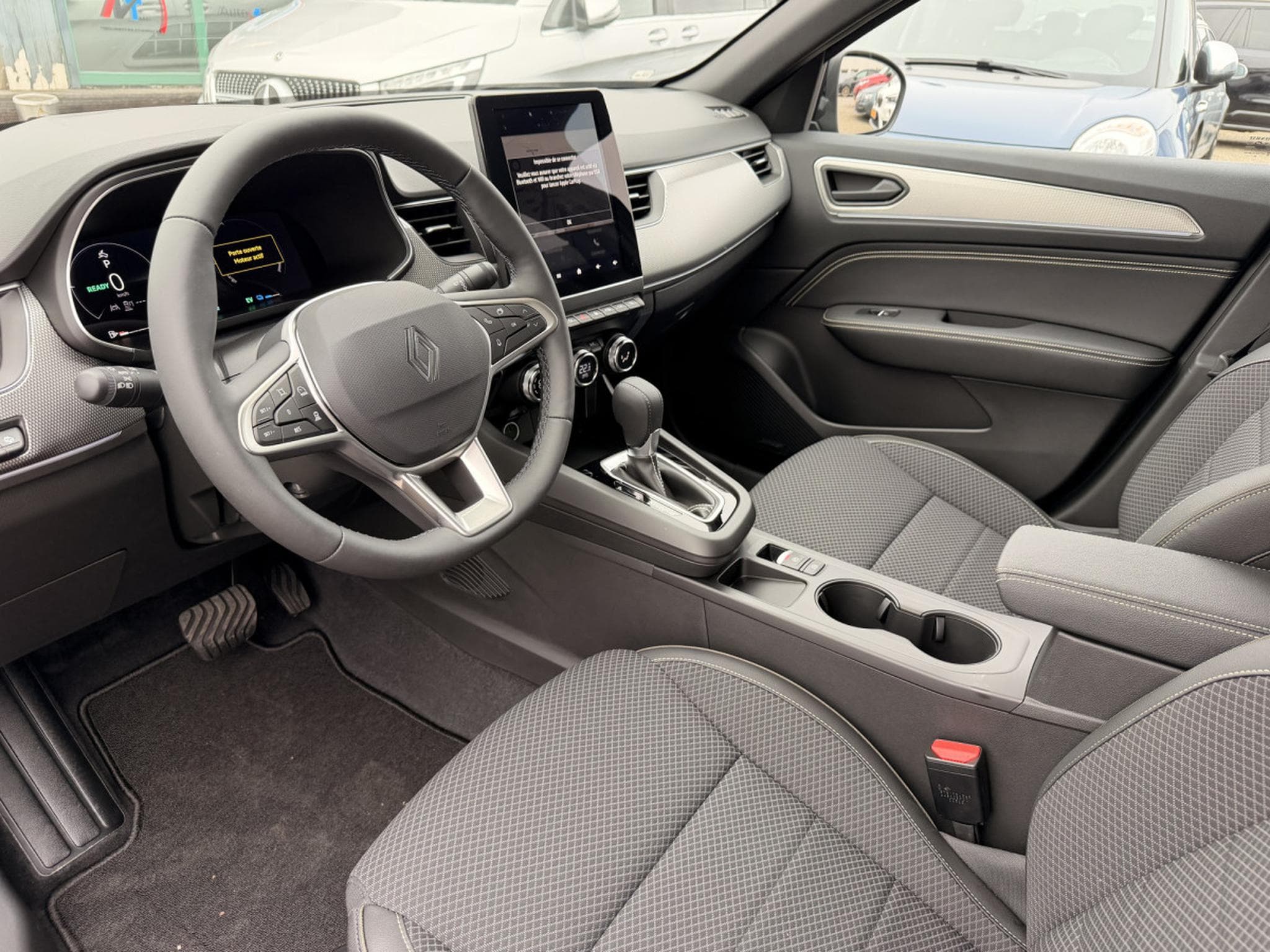 Renault Arkana 1.6 TECHNO FULL HYBRID E-TECH EDC (2026) - Photo 14