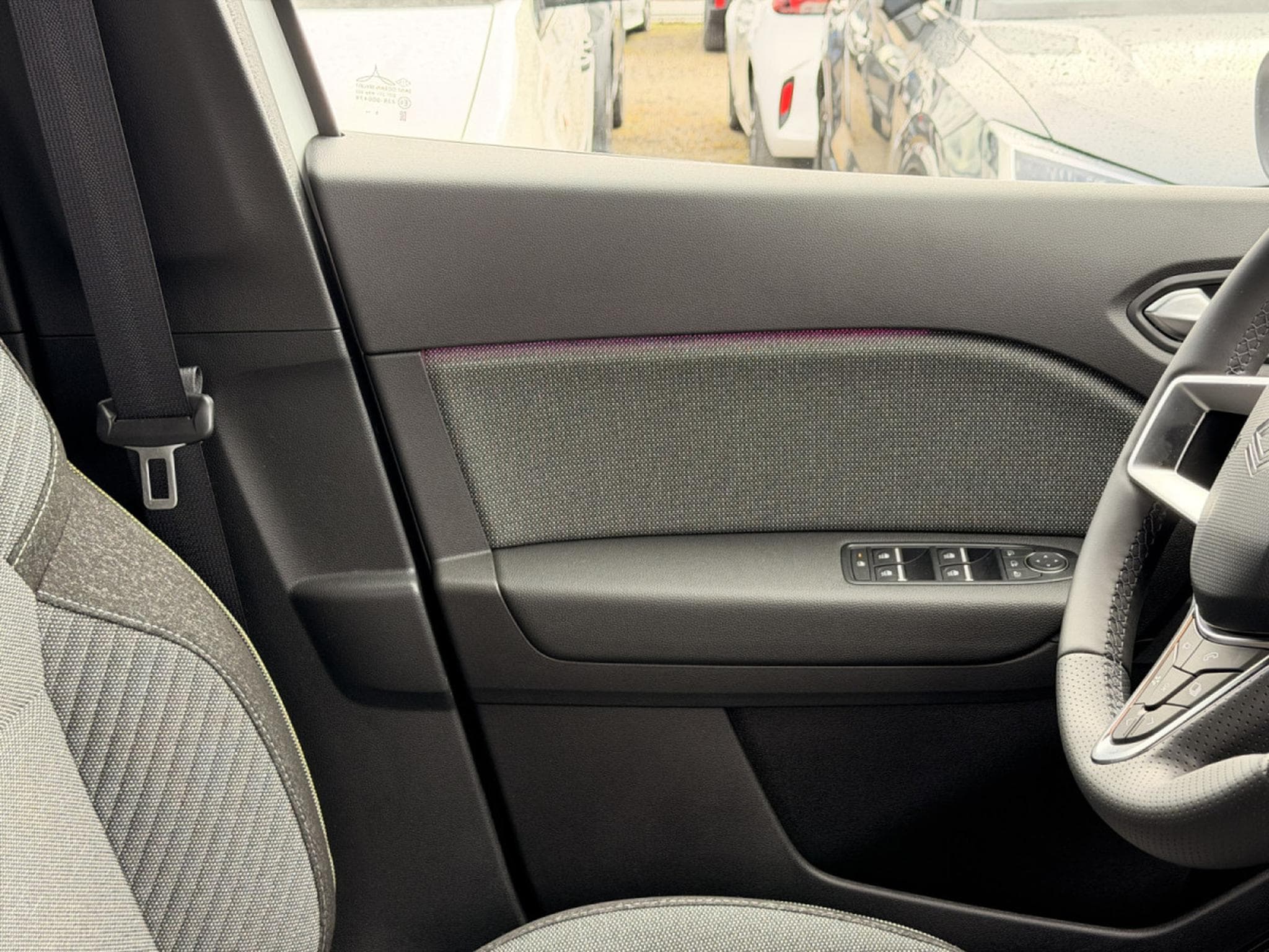 Renault Captur 1.3 Tce E-TECH 145 Hybrid Techno EDC (2026) - Photo 13