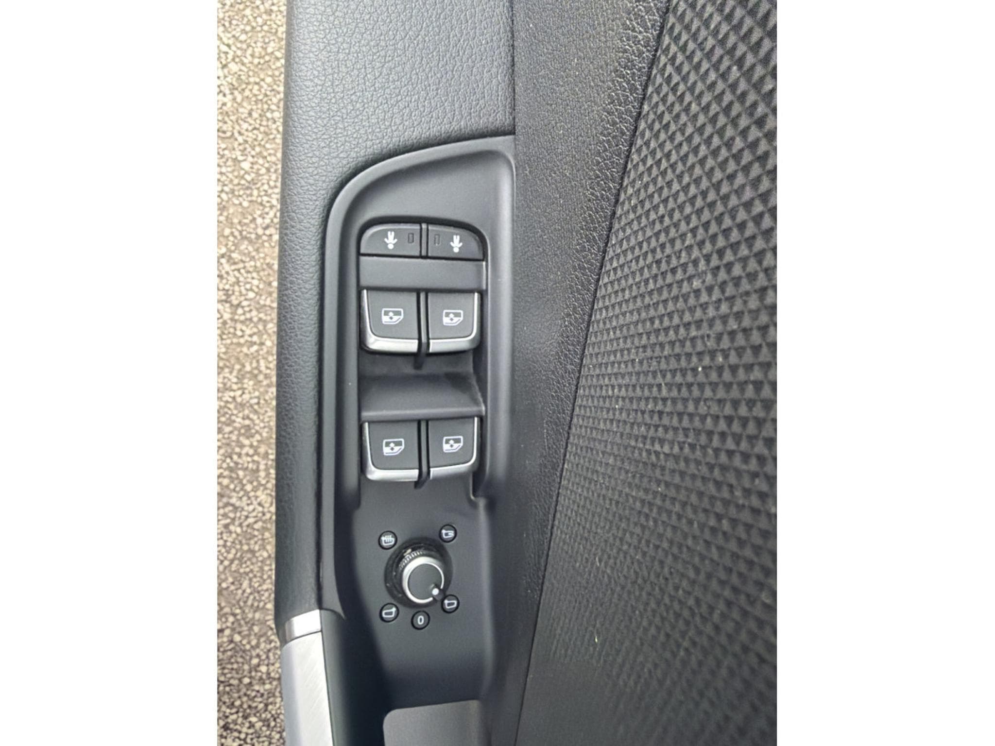 Audi Q2 35 TFSI S-LINE (2021) - Photo 12