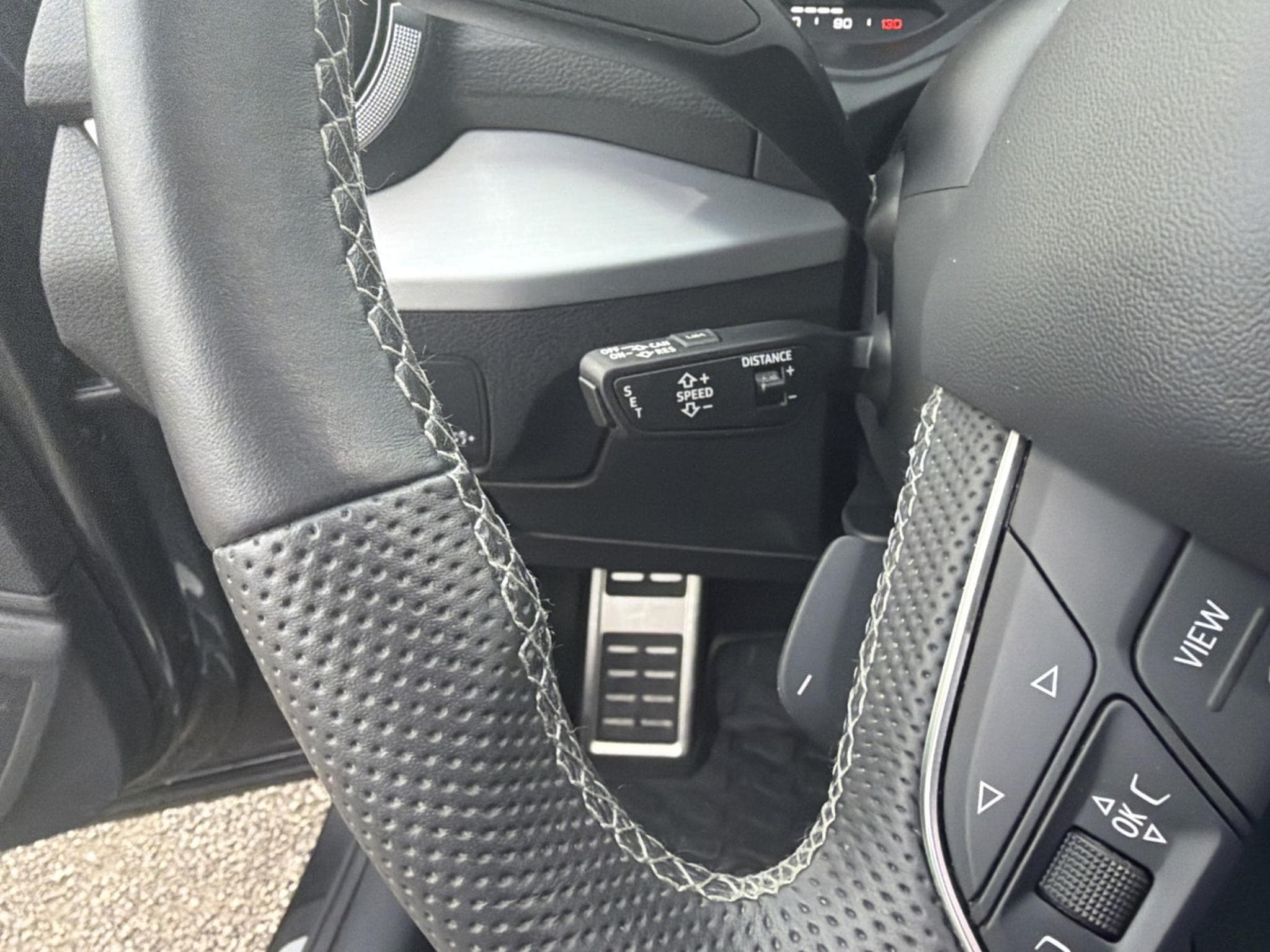 Audi Q2 35 TFSI S-LINE (2021) - Photo 14