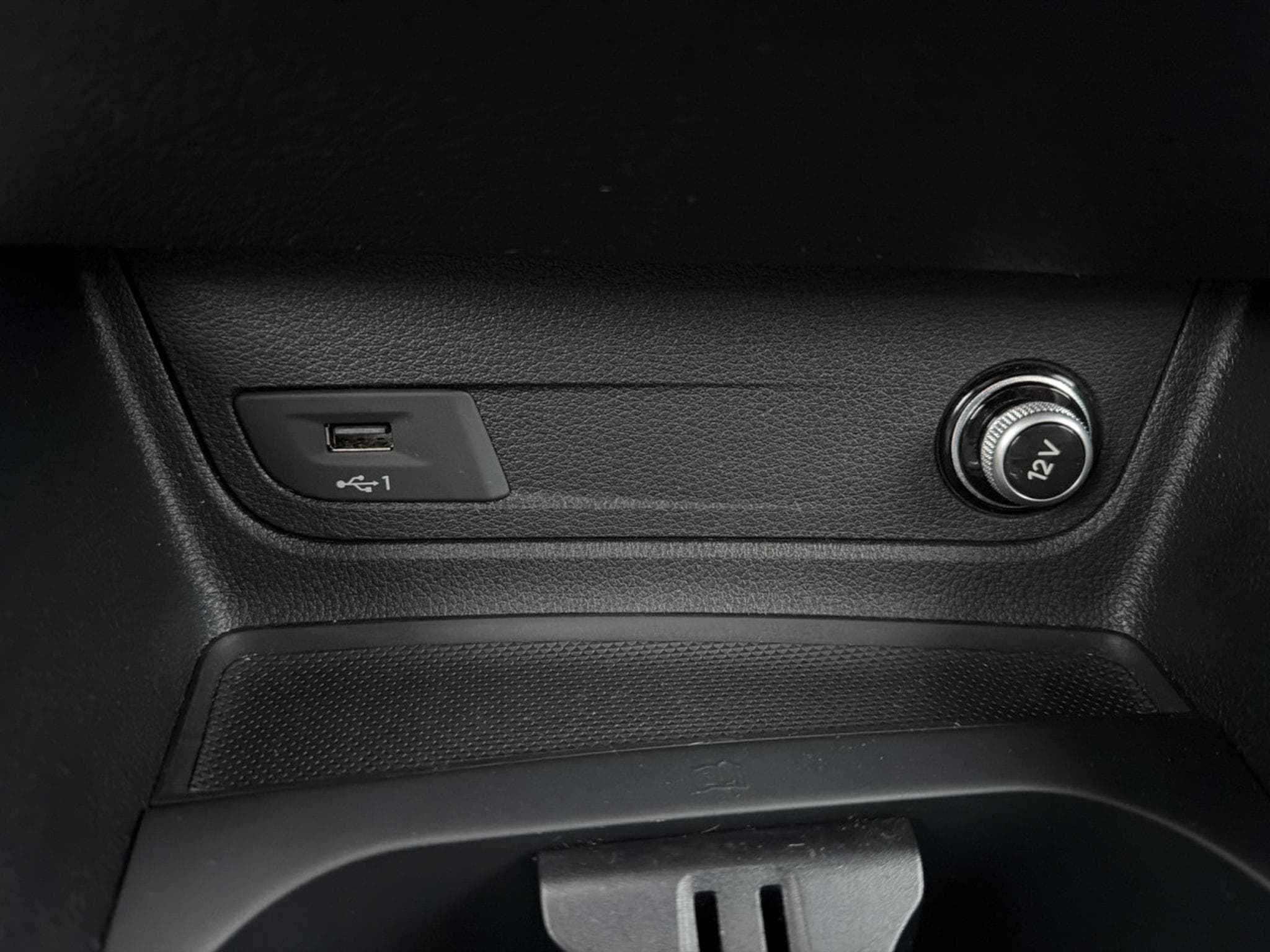 Audi Q2 35 TFSI S-LINE (2021) - Photo 22