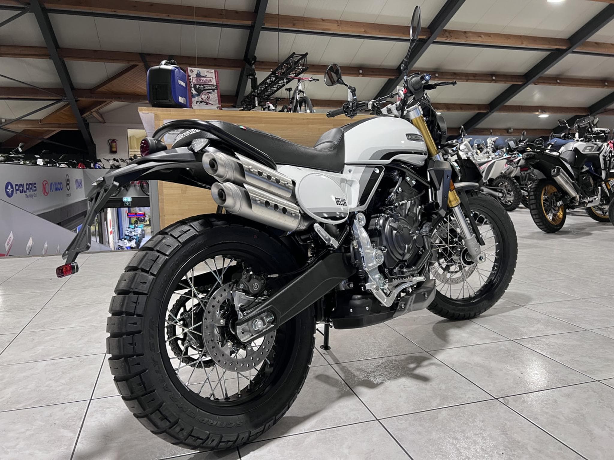 Fantic Caballero DELUXE (2026) - Photo 3