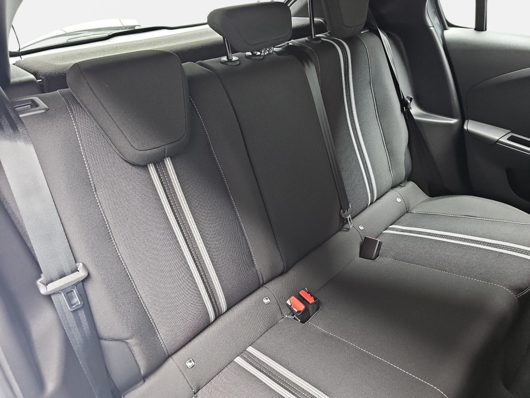 Opel Corsa 1.2 TURBO 101 AUTO GS (2025) - Photo 17