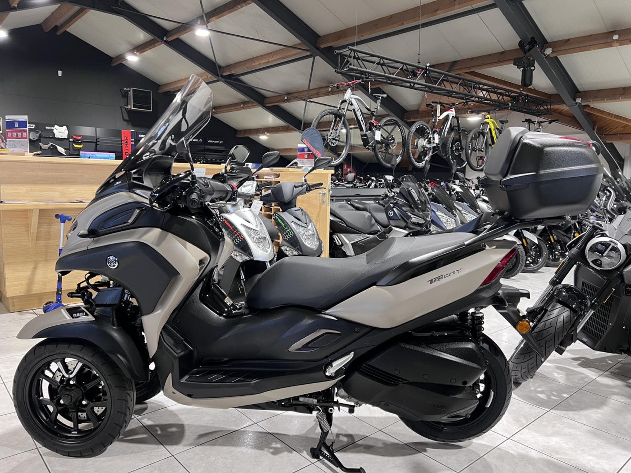 Yamaha TriCity 300 ABS (2023) - Foto 4