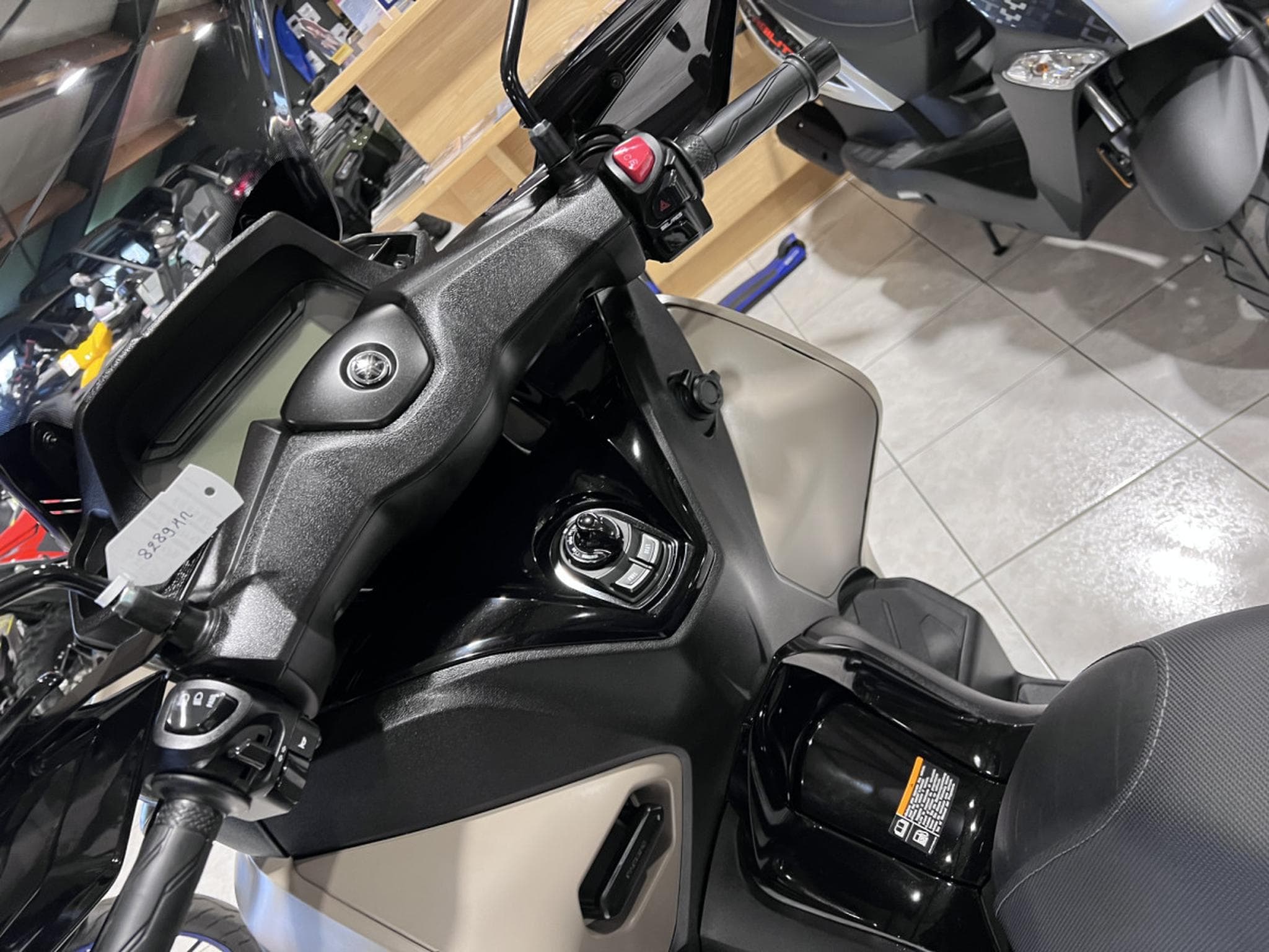 Yamaha TriCity 300 ABS (2023) - Foto 6
