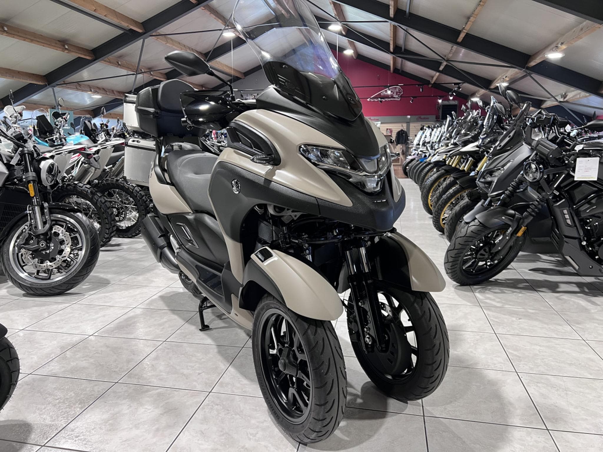 Yamaha TriCity 300 ABS (2023) - Foto 7