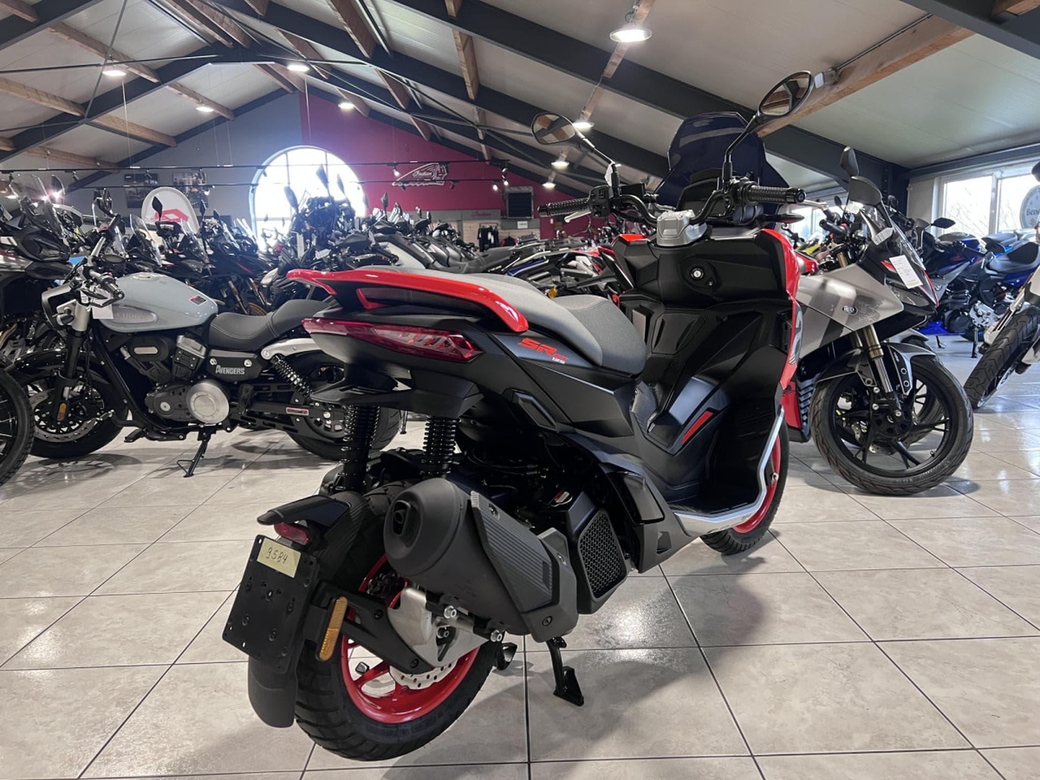 Aprilia SR GT SPORT RED (2025) - Foto 3