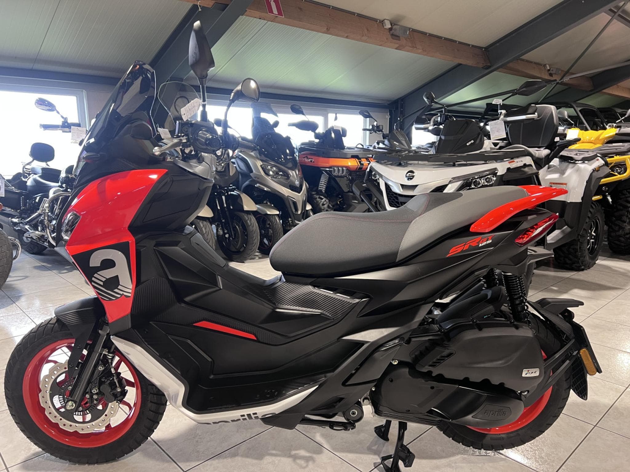 Aprilia SR GT SPORT RED (2025) - Foto 4