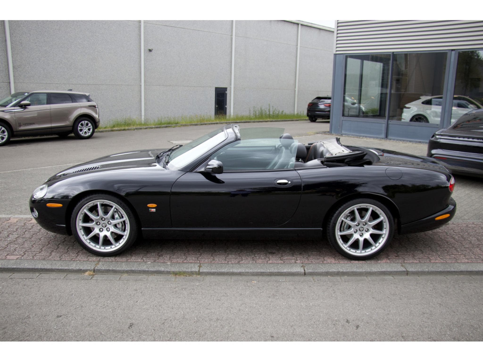 Jaguar XKR XKR Cabrio (2006) - Photo 13