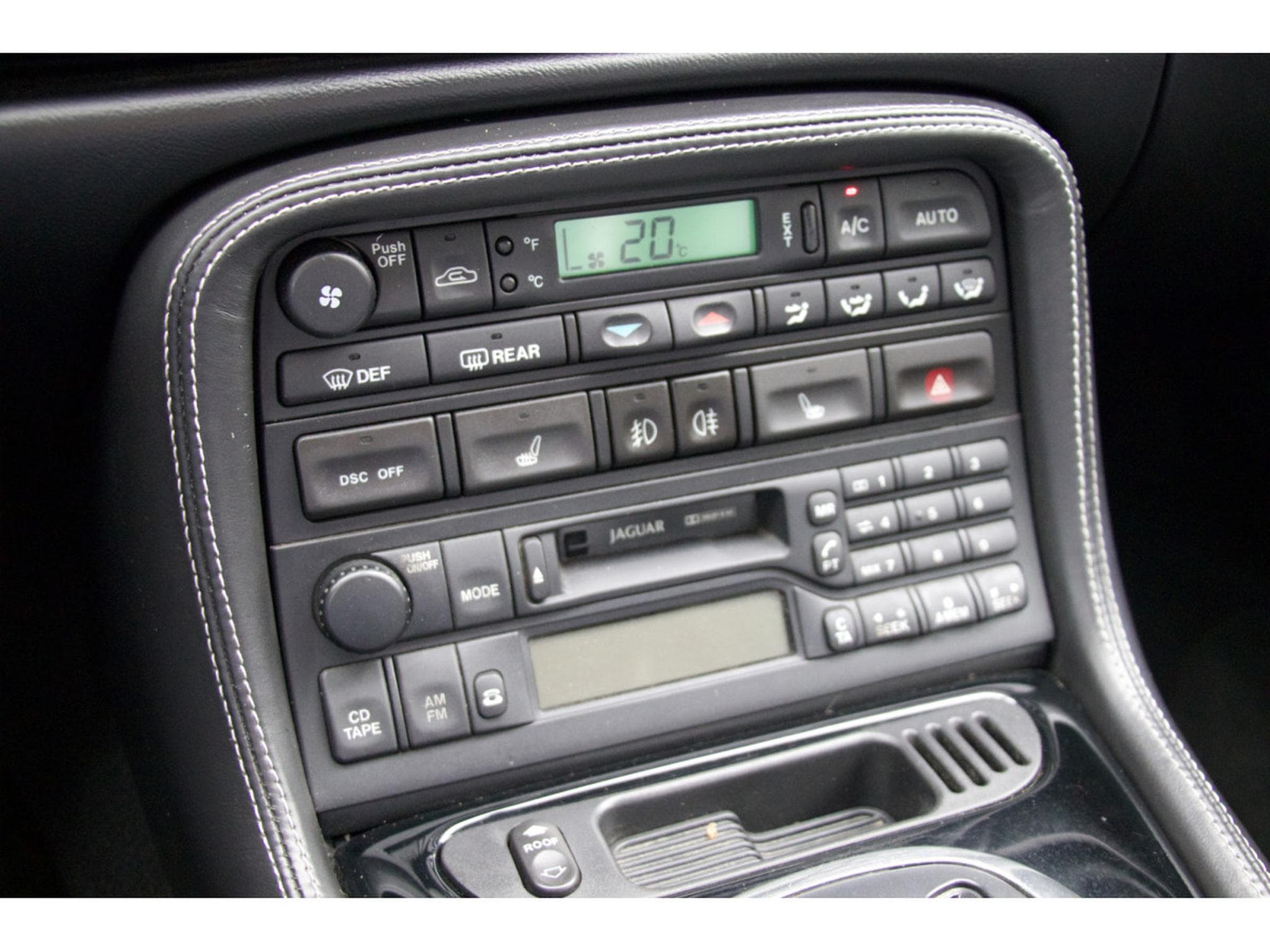 Jaguar XKR XKR Cabrio (2006) - Photo 9