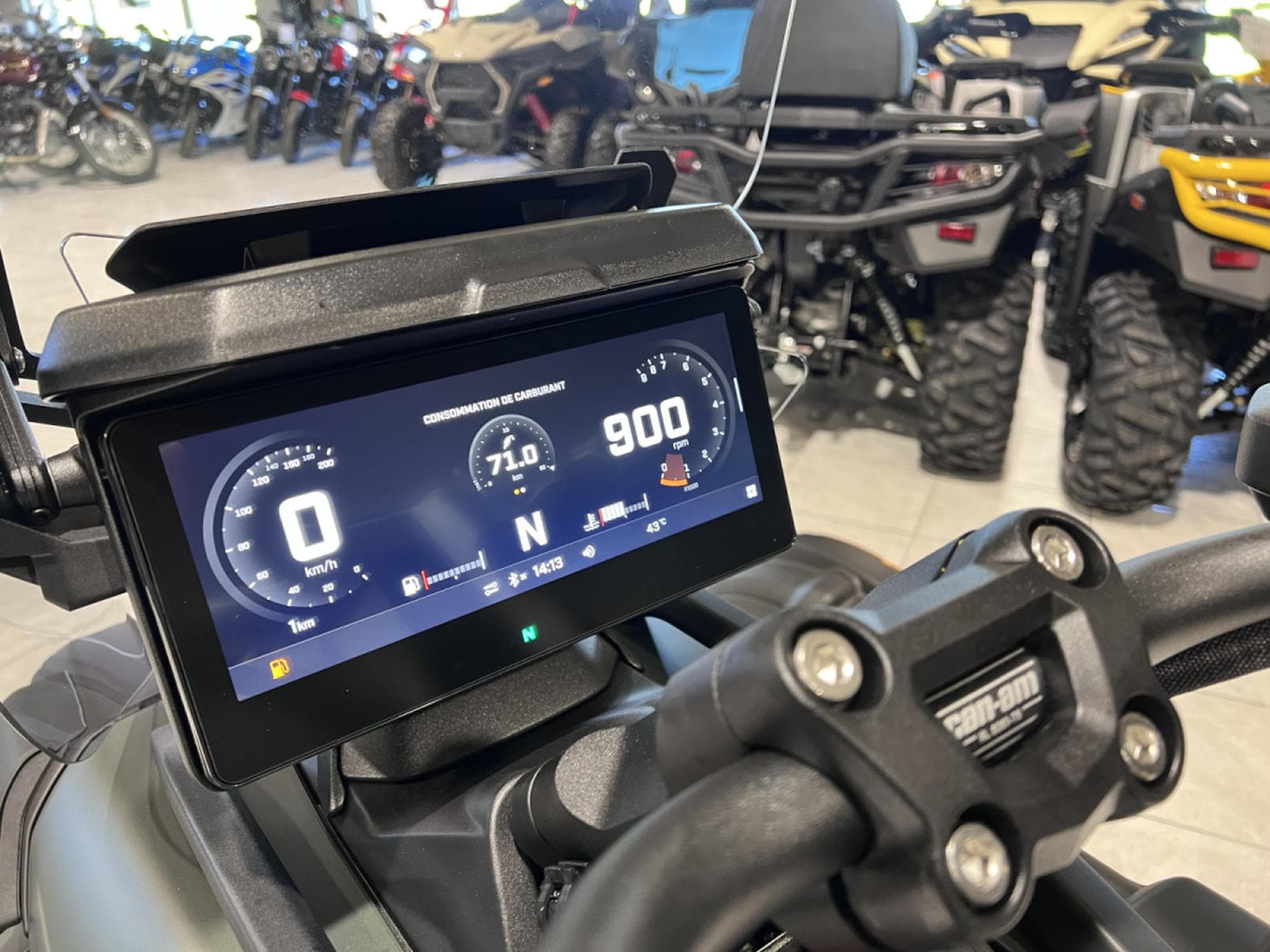 BRP Can-Am Canyon MY25 REDROCK (2026) - Photo 7