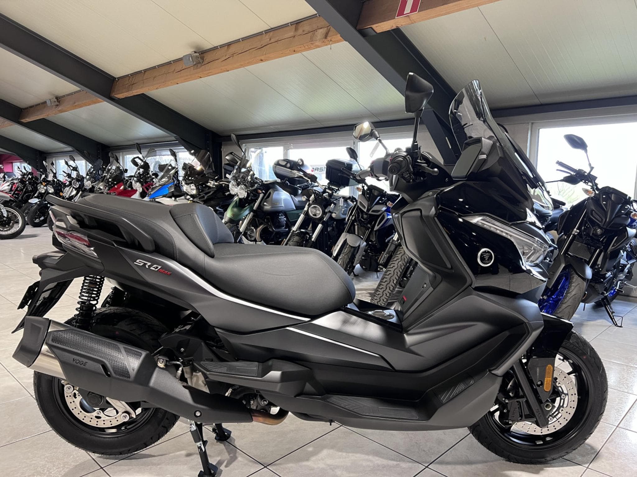 Voge SR4 R MAX (2026) - Foto 1